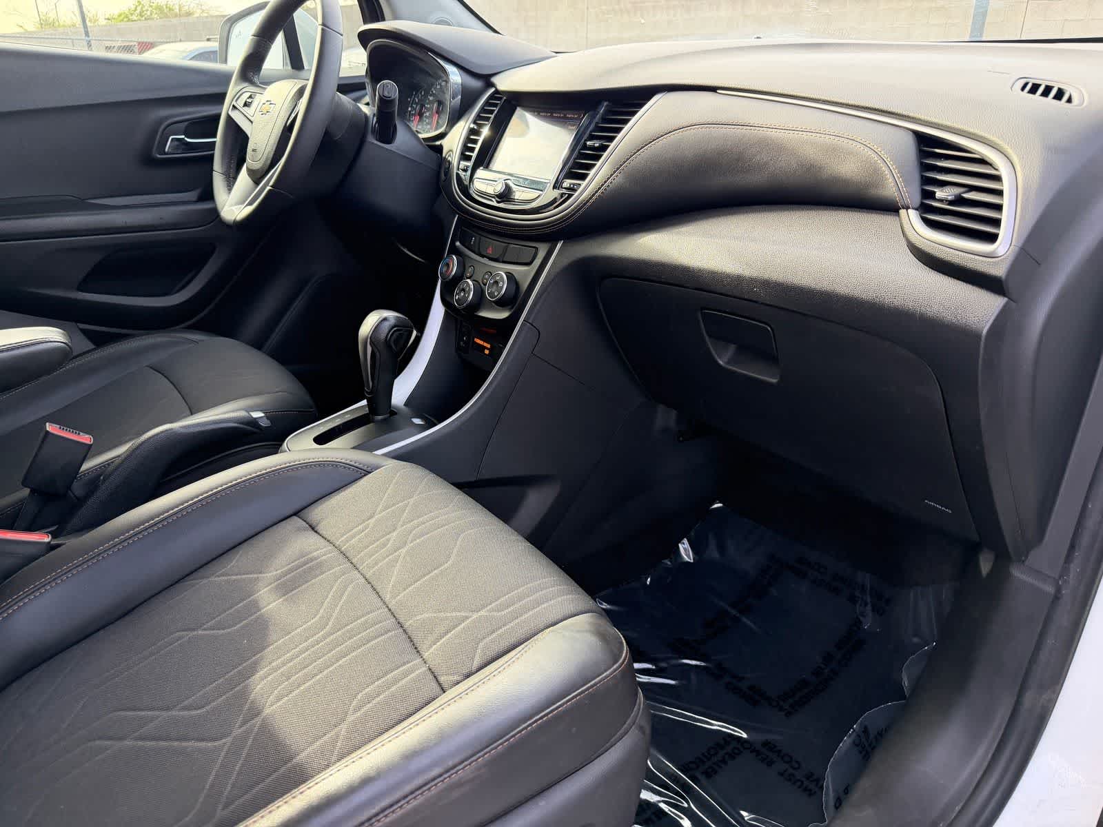 Thumbnail: 2021 Chevrolet Trax - 10