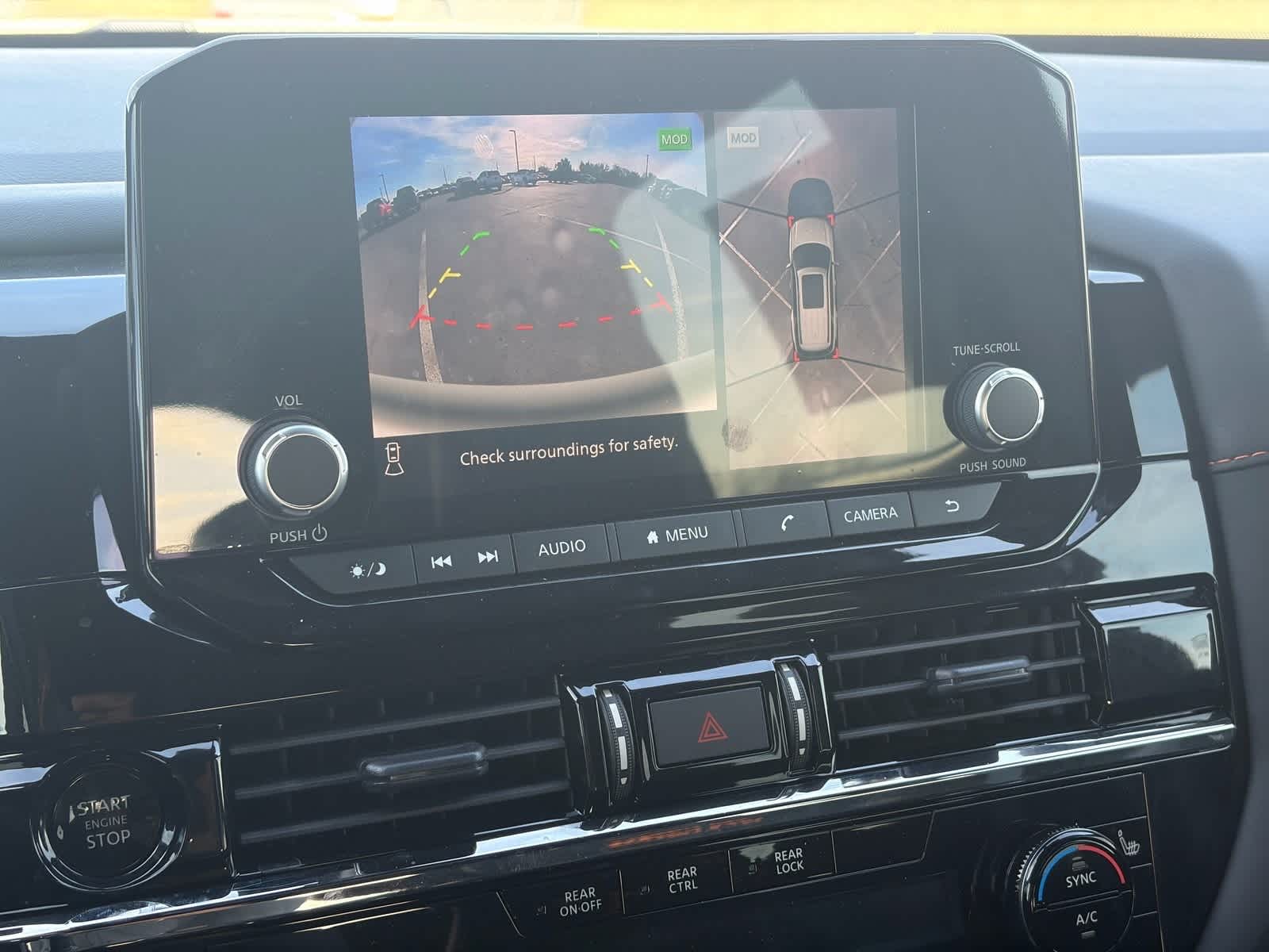 Thumbnail: 2025 Nissan Pathfinder - 24