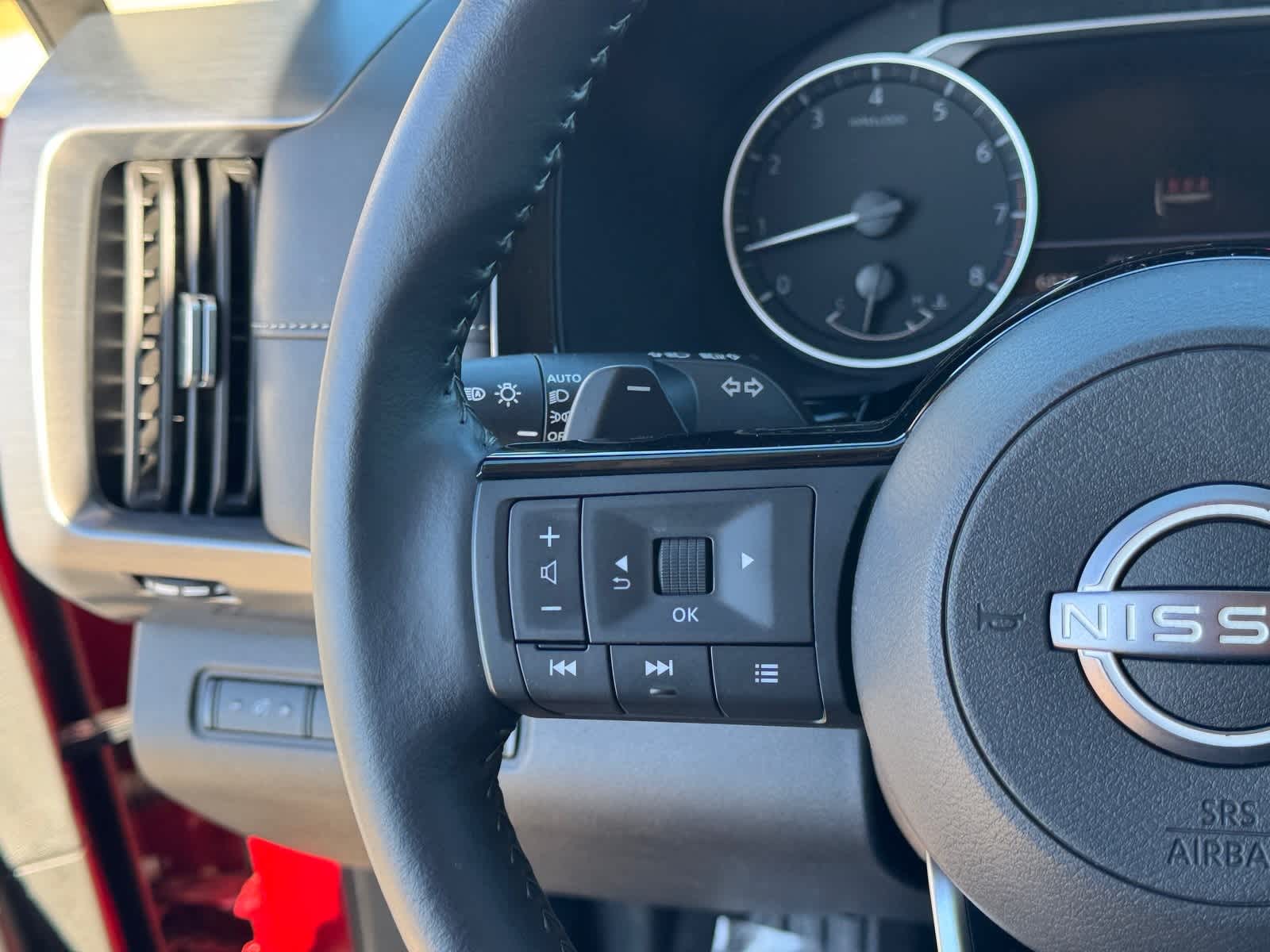 Thumbnail: 2025 Nissan Pathfinder - 18