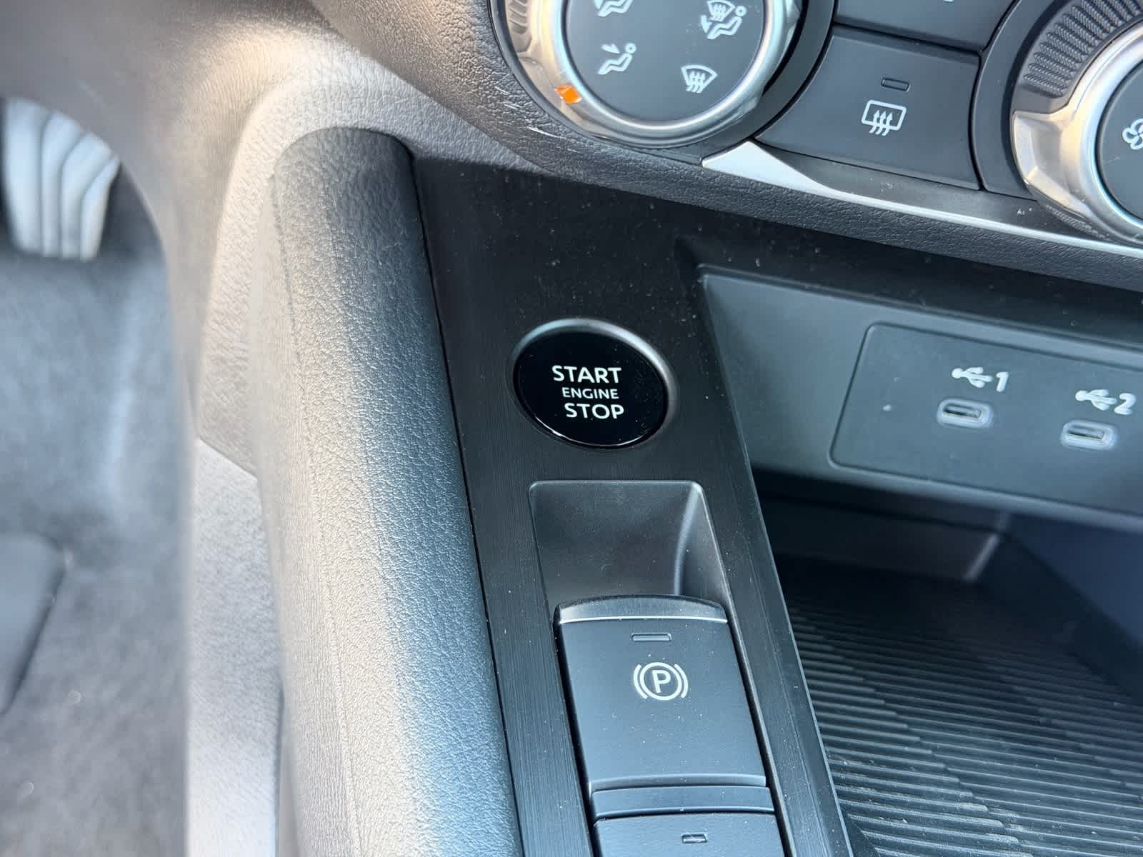 Thumbnail: 2026 Nissan Kicks - 17