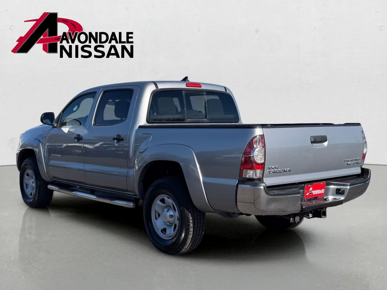 Thumbnail: 2015 Toyota Tacoma - 3