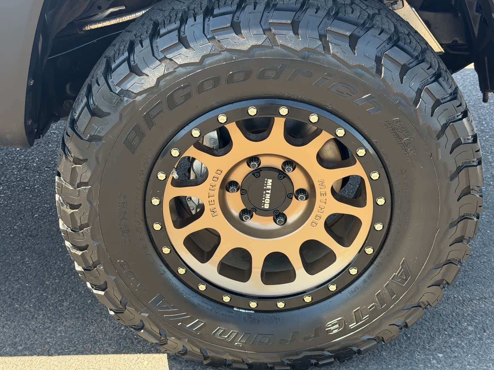 Thumbnail: 2018 Toyota Tacoma - 10
