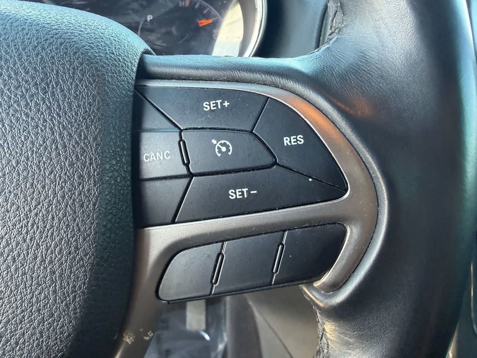 Thumbnail: 2018 Jeep Grand Cherokee - 19