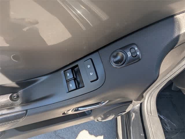 Thumbnail: 2015 Chevrolet Camaro - 23