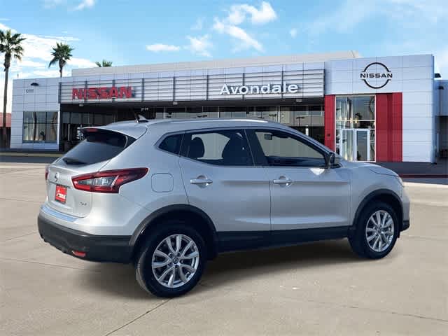 Thumbnail: 2020 Nissan Rogue Sport - 6