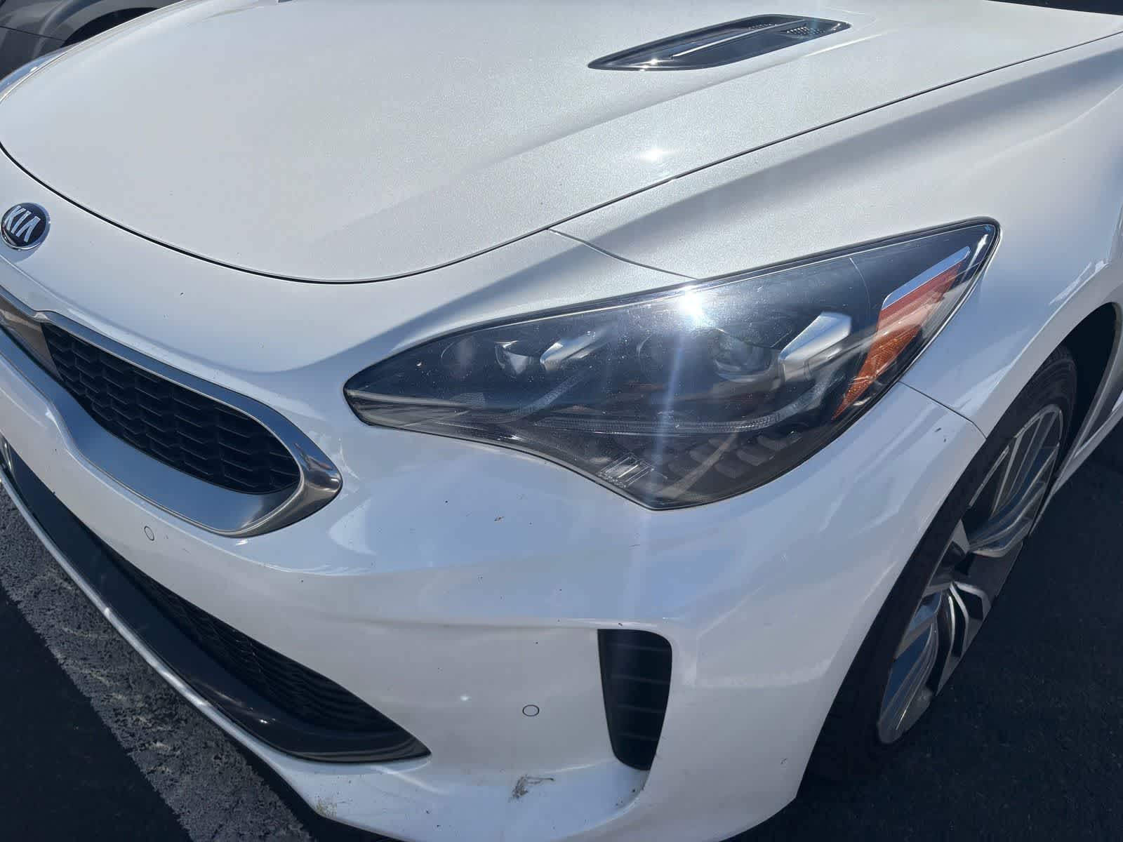 Thumbnail: 2019 Kia Stinger - 8
