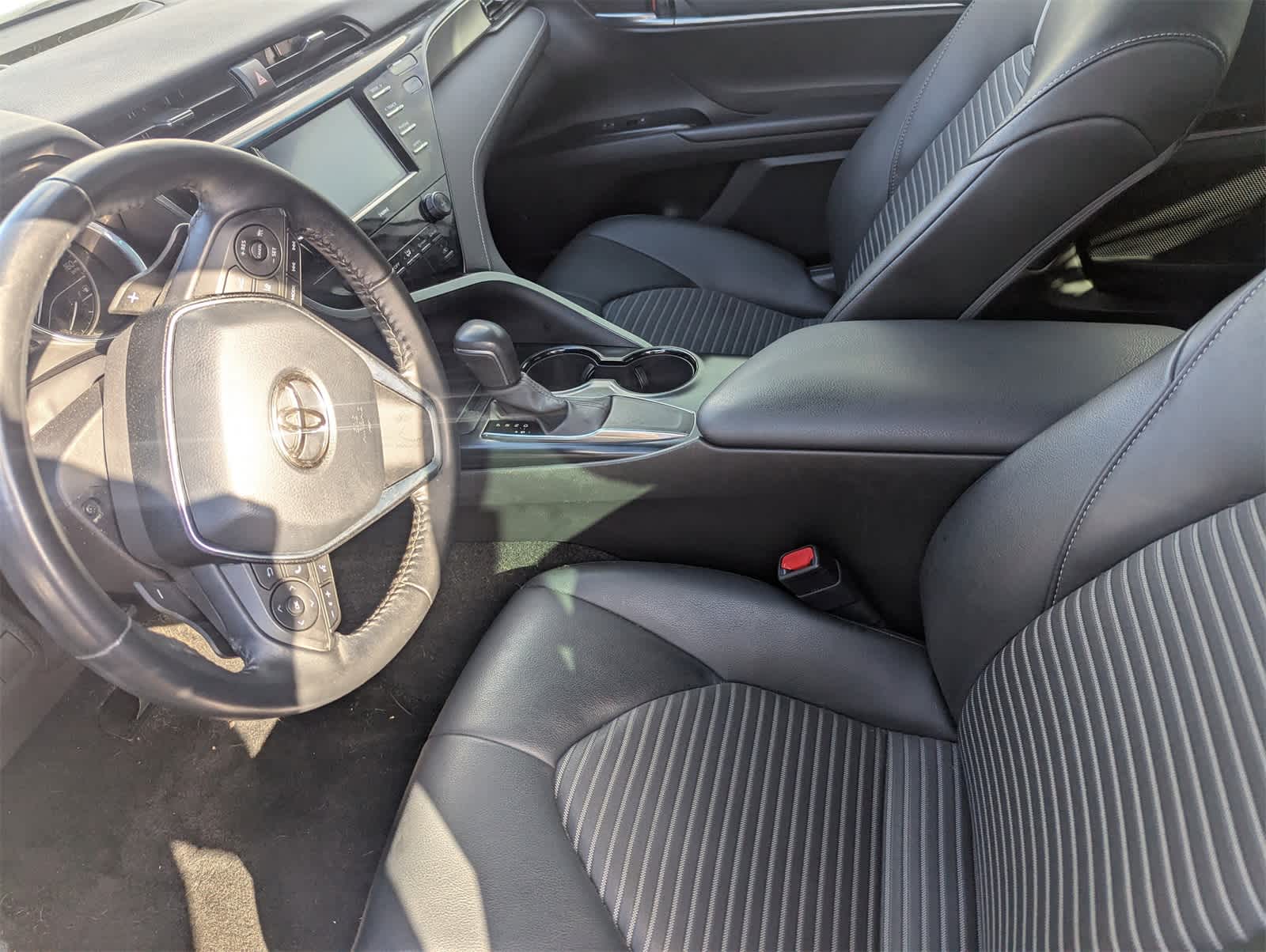 Thumbnail: 2020 Toyota Camry - 13