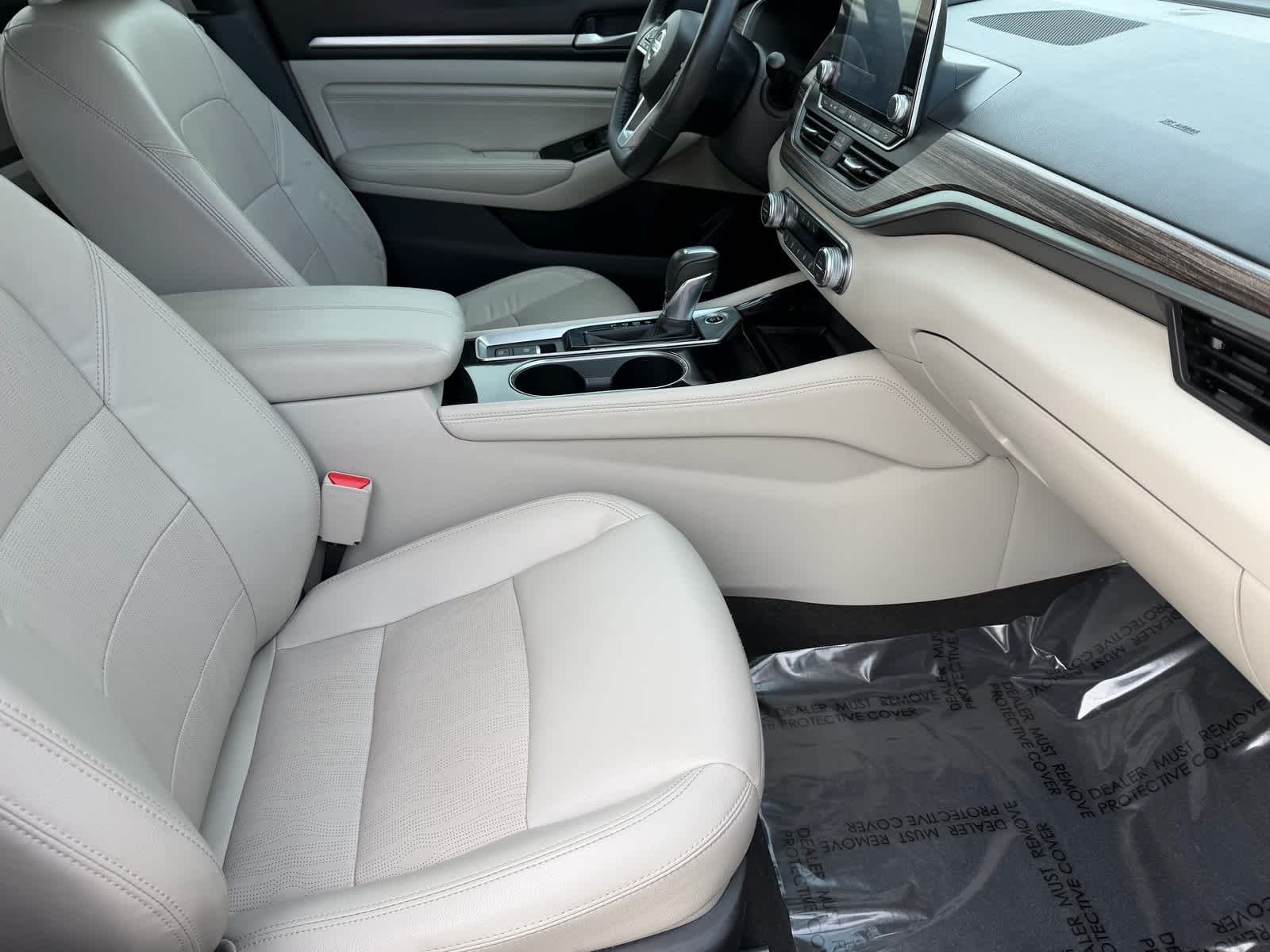 Thumbnail: 2022 Nissan Altima - 12