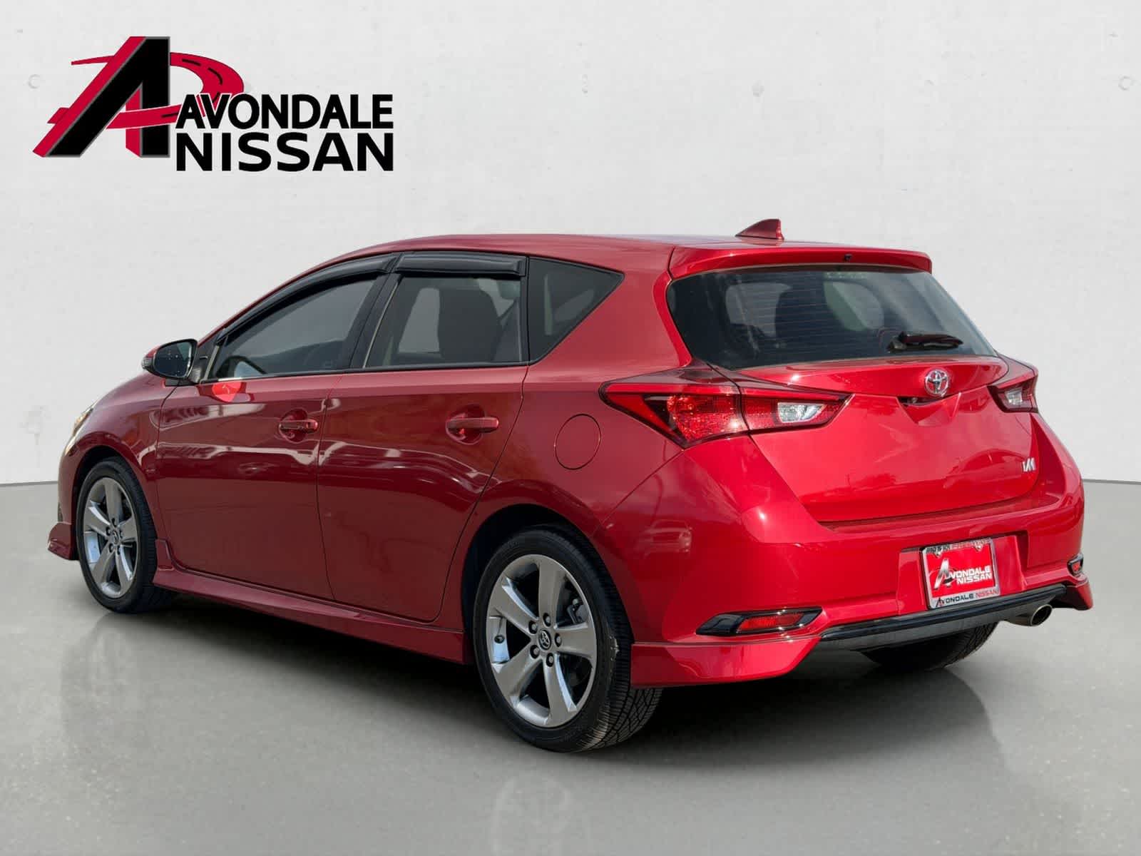Thumbnail: 2018 Toyota Corolla iM - 2