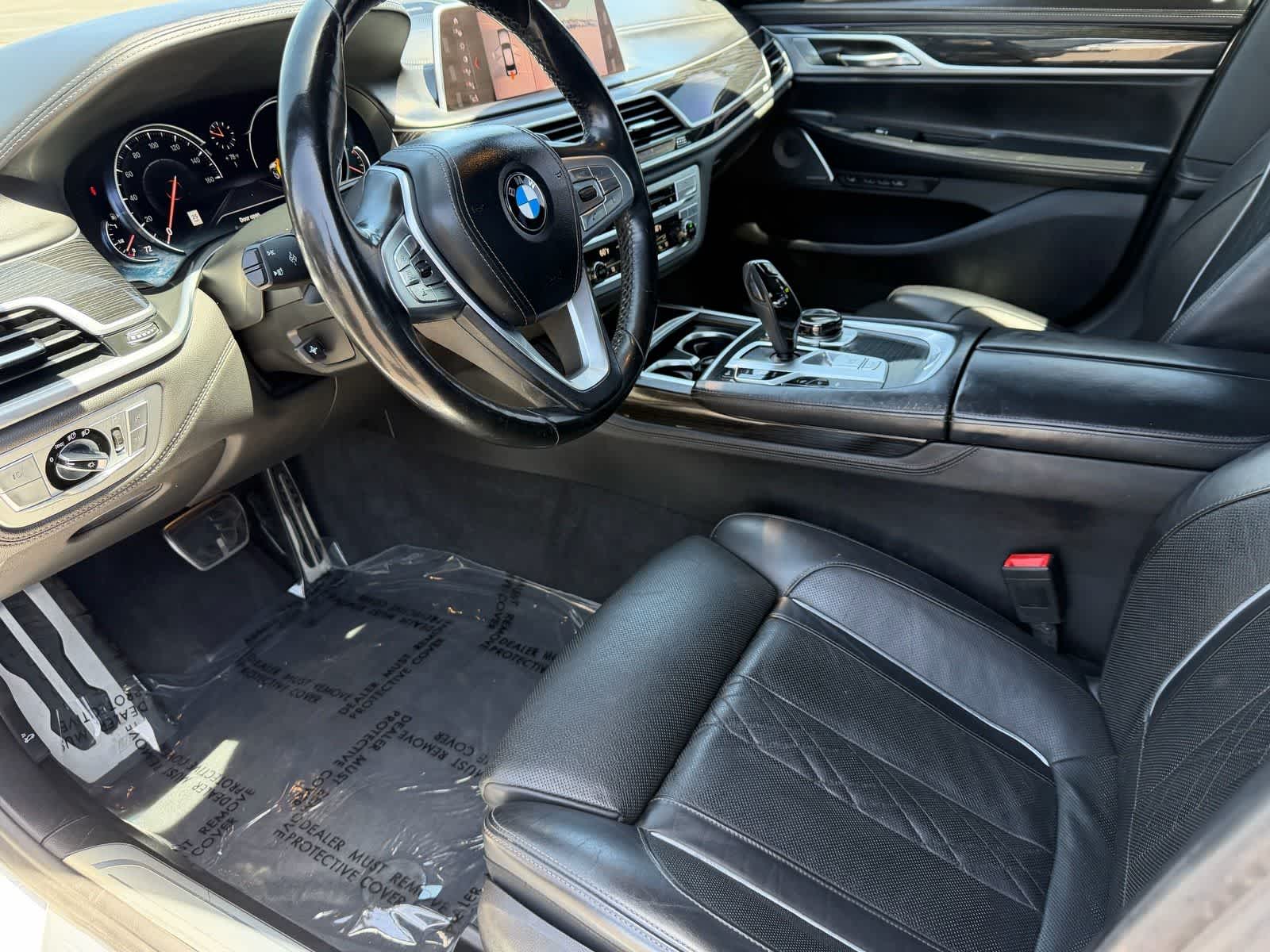 Thumbnail: 2019 BMW 7 Series - 21