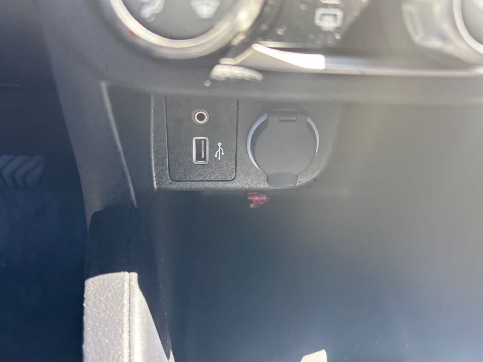 Thumbnail: 2023 Nissan Kicks - 14