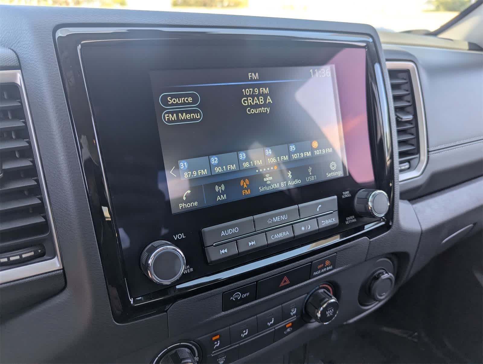 Thumbnail: 2024 Nissan Frontier - 25