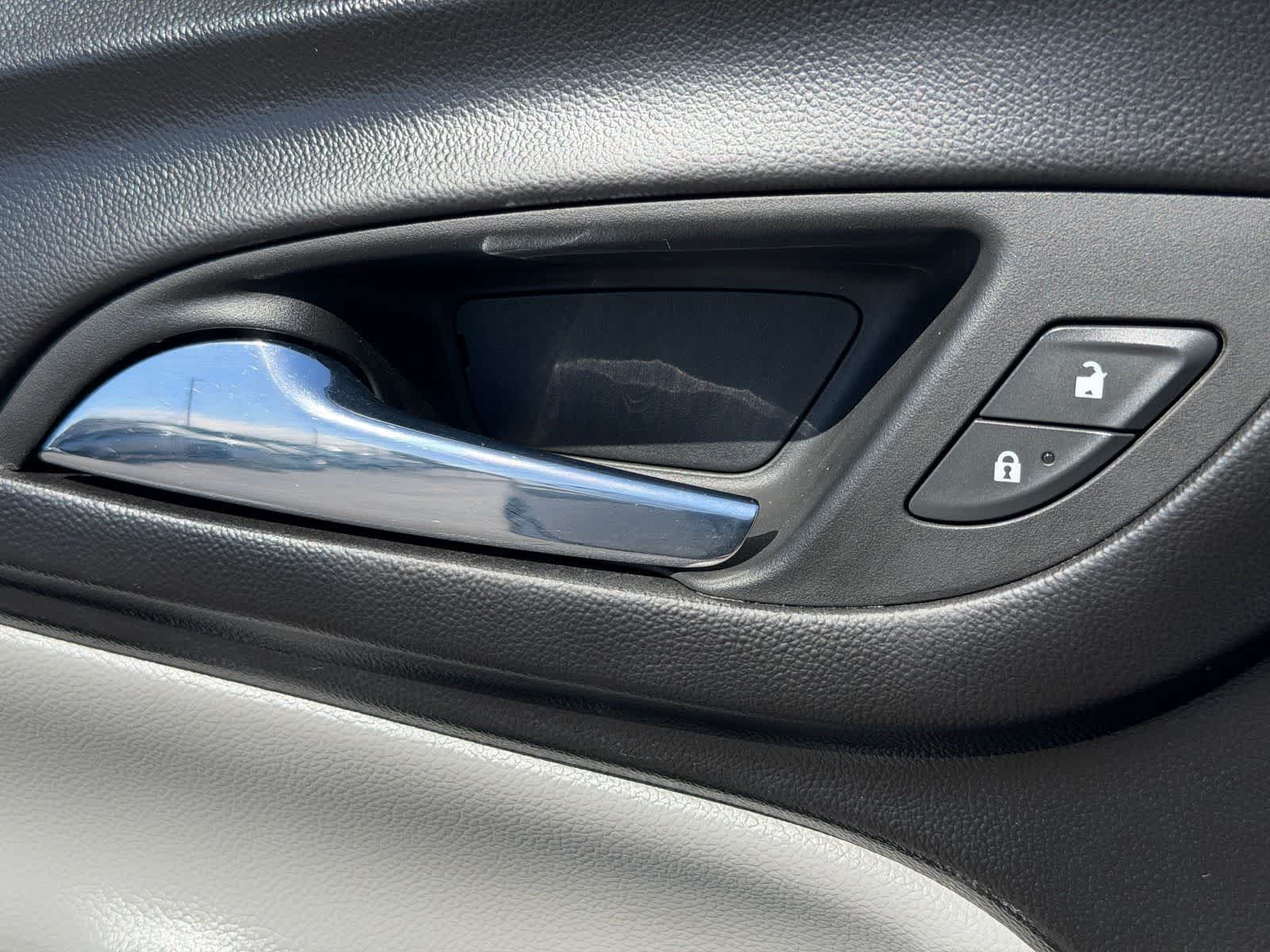 Thumbnail: 2019 Chevrolet Equinox - 15