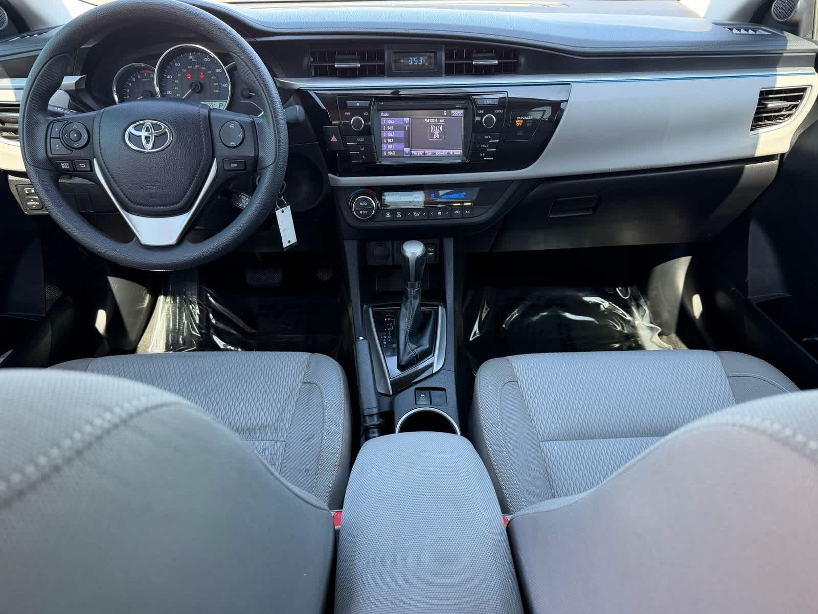 Thumbnail: 2016 Toyota Corolla - 16
