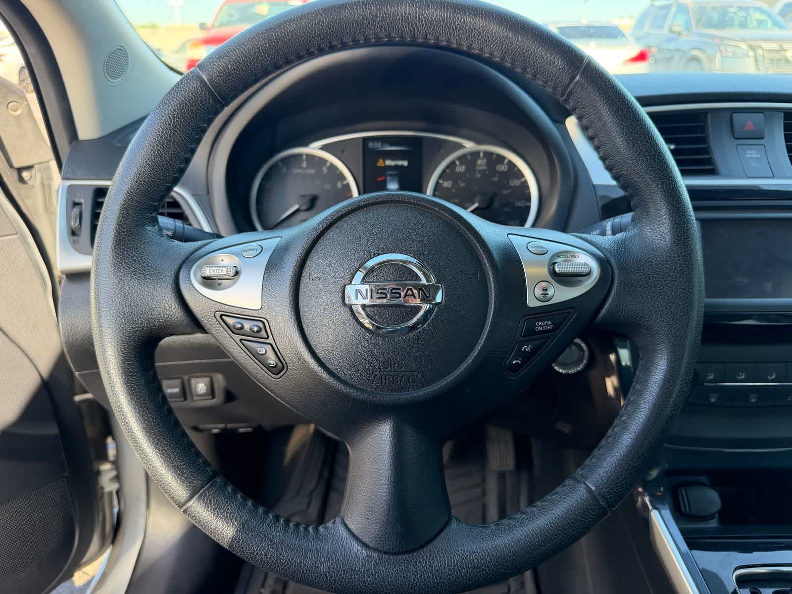 Thumbnail: 2017 Nissan Sentra - 9