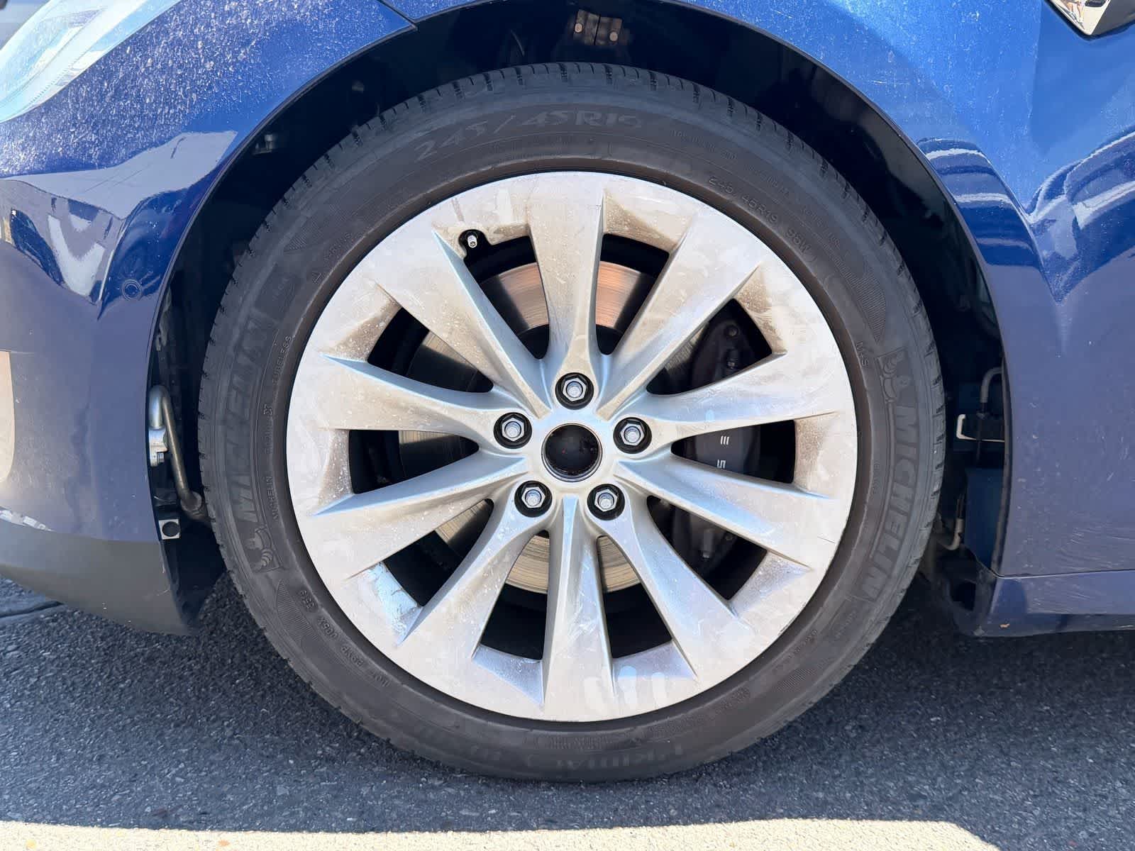 Thumbnail: 2017 Tesla Model S - 6