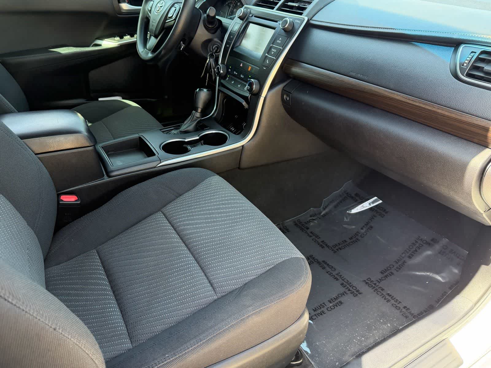 Thumbnail: 2015 Toyota Camry - 12