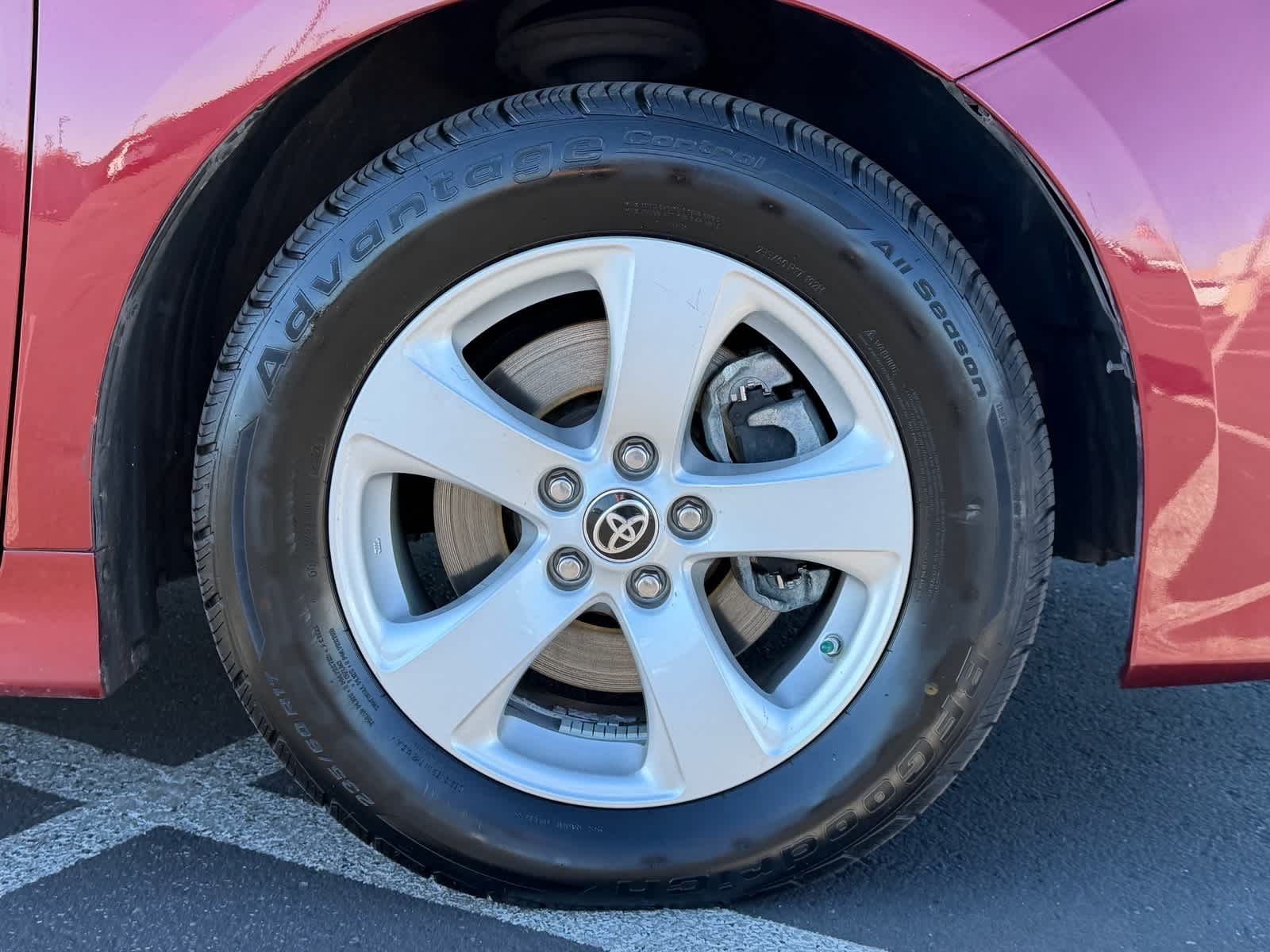 Thumbnail: 2020 Toyota Sienna - 10