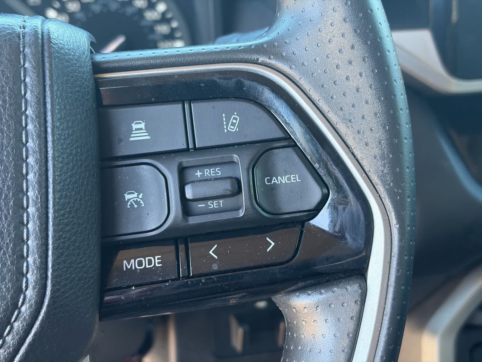 Thumbnail: 2023 Toyota Tundra - 17