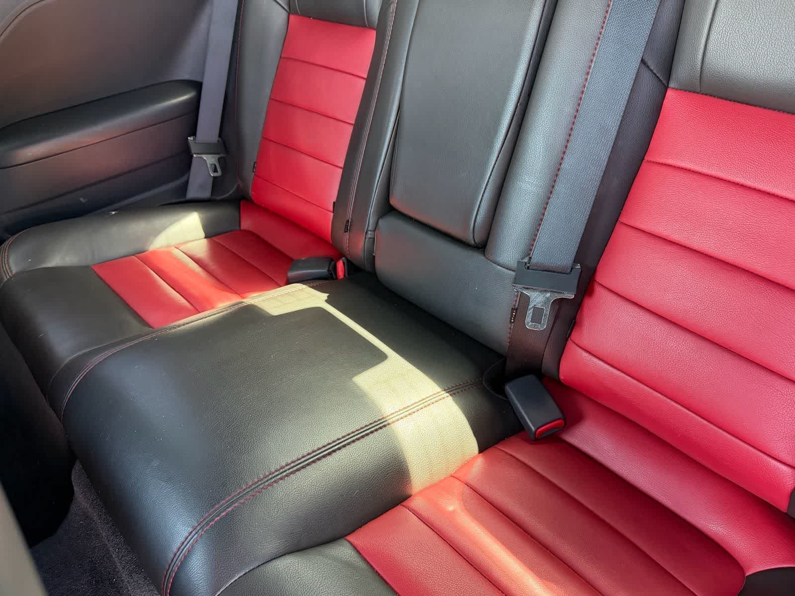 Thumbnail: 2010 Dodge Challenger - 15