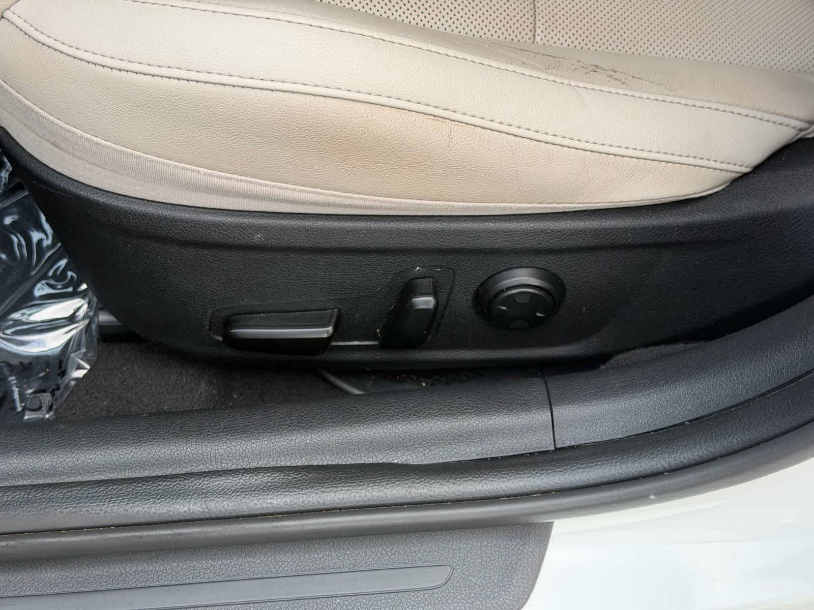 Thumbnail: 2019 Kia Stinger - 15