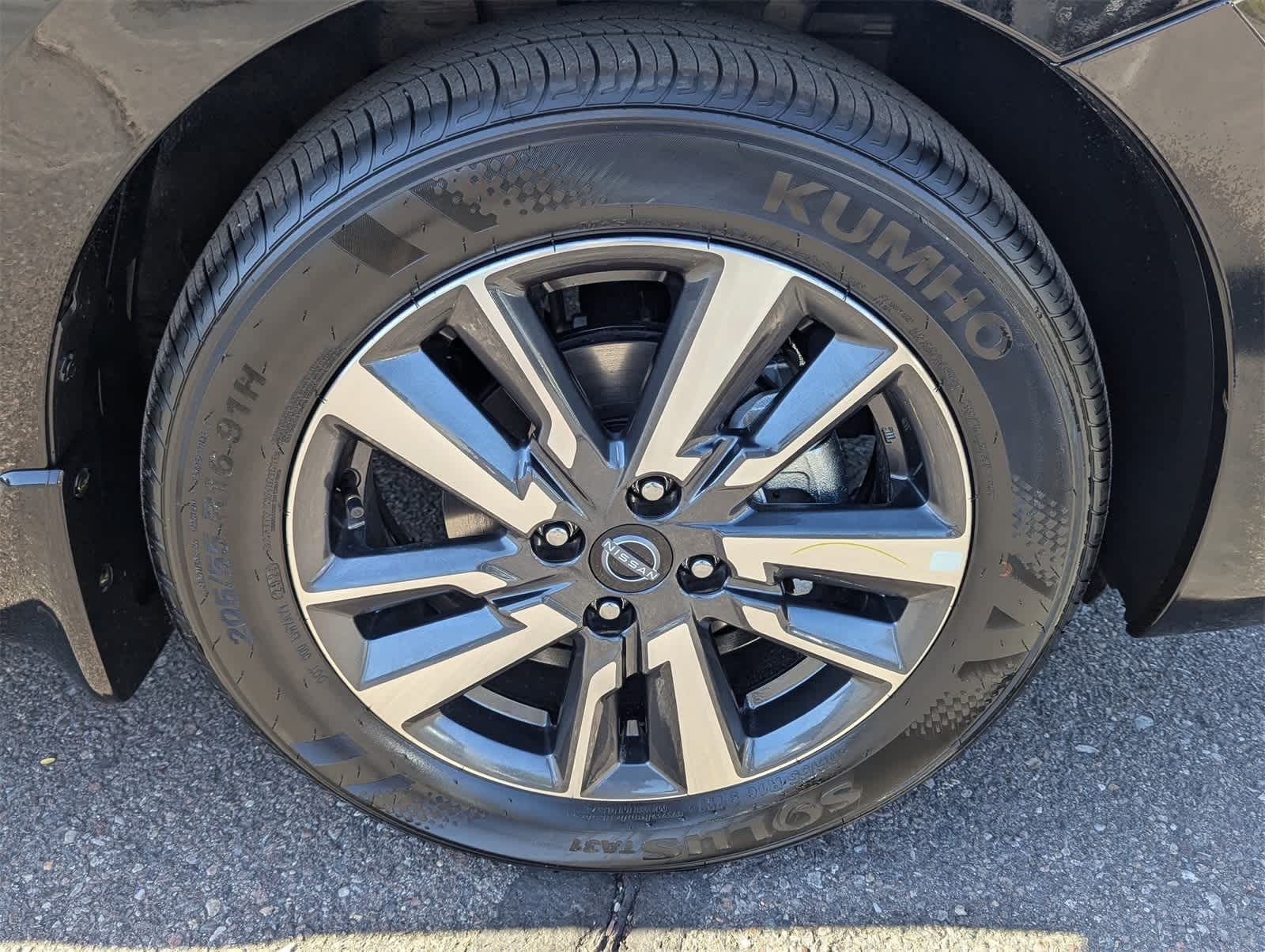 Thumbnail: 2025 Nissan Versa - 10