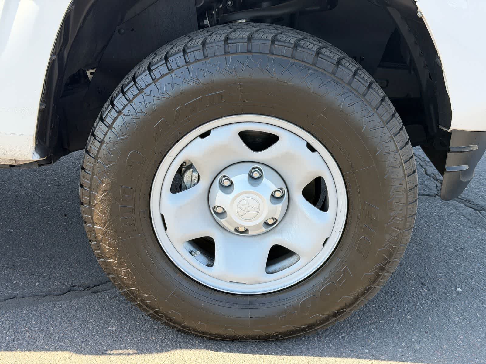 Thumbnail: 2022 Toyota Tacoma - 10