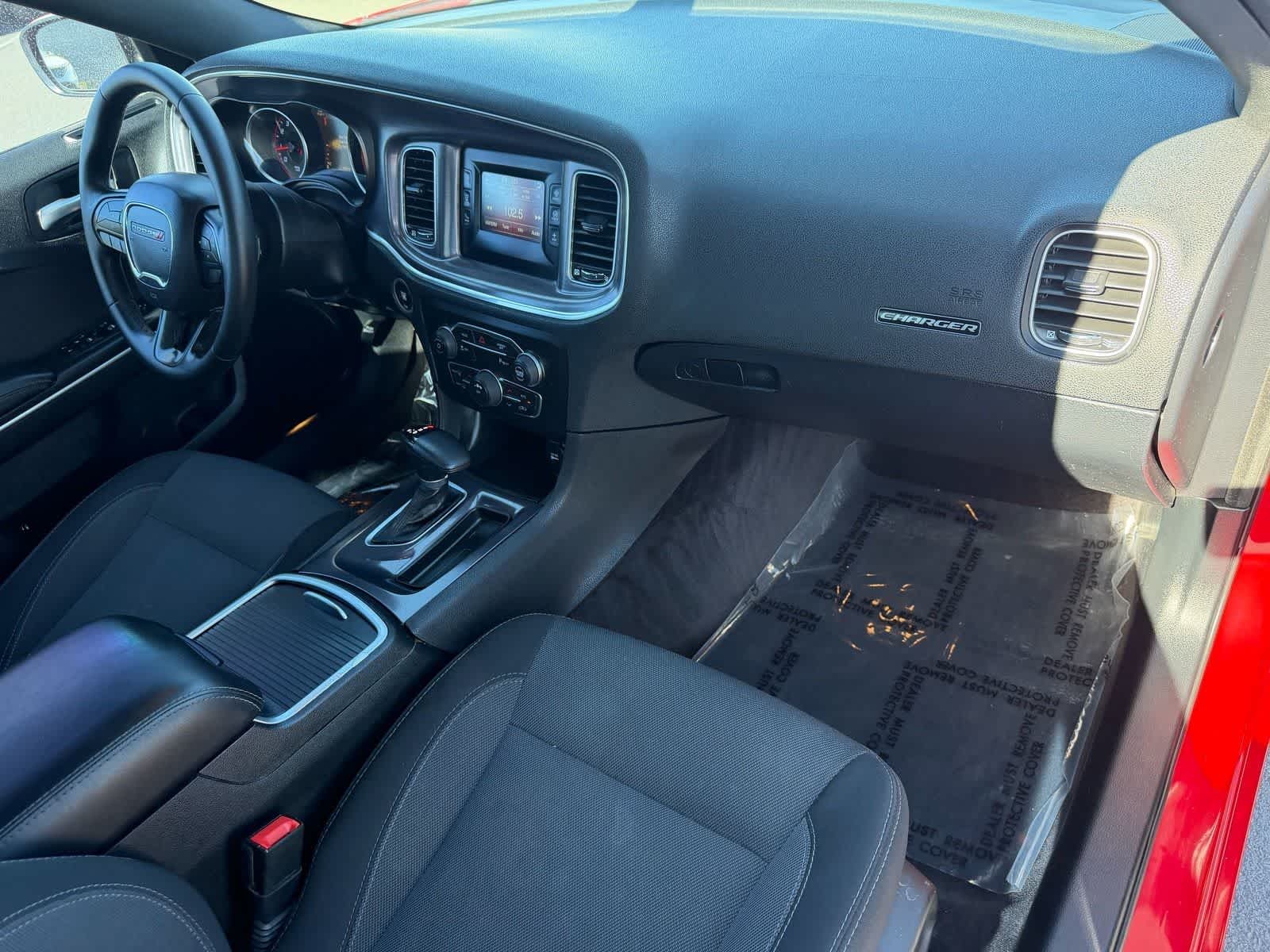 Thumbnail: 2017 Dodge Charger - 9