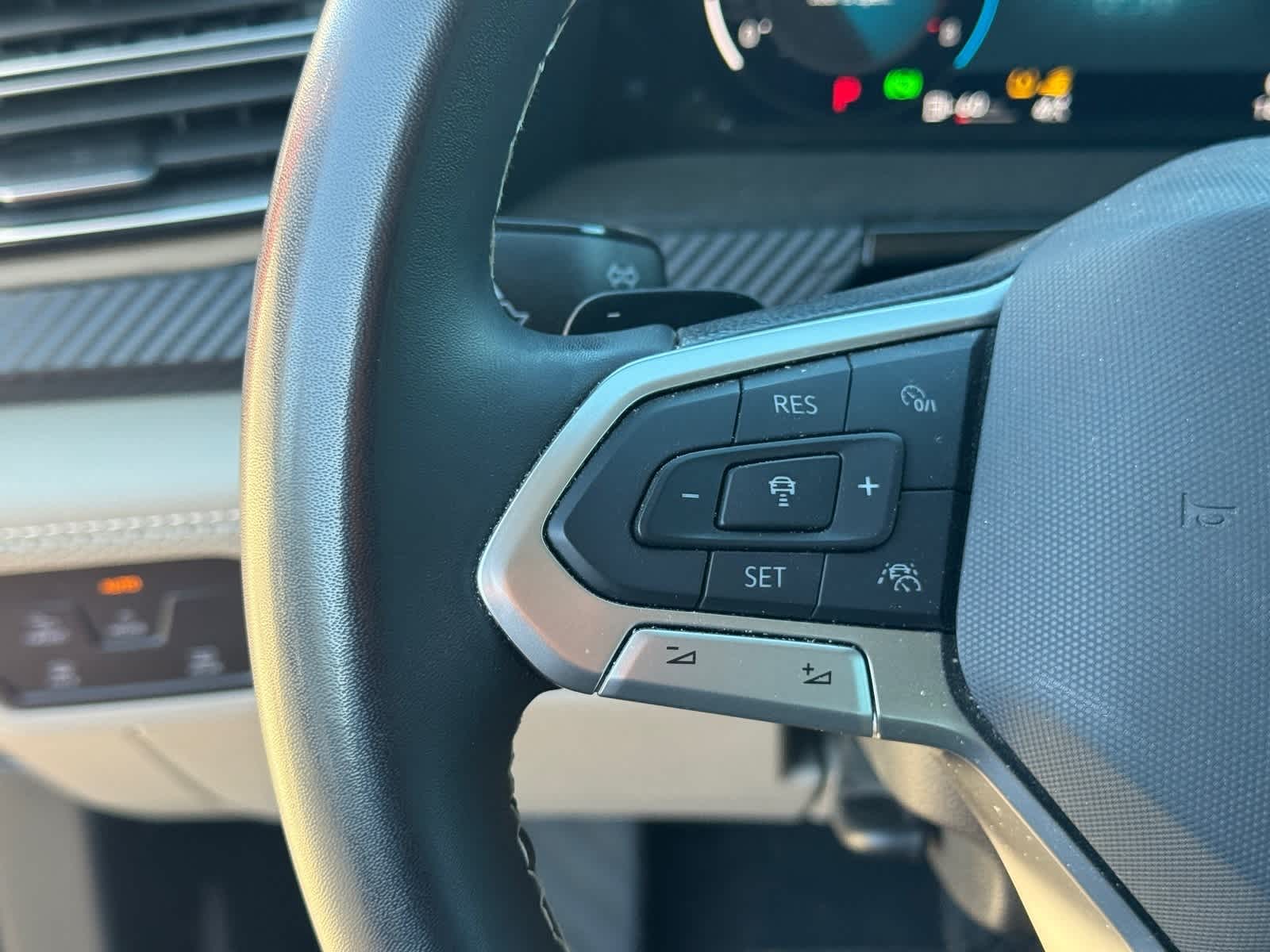 Thumbnail: 2024 Volkswagen Atlas - 14