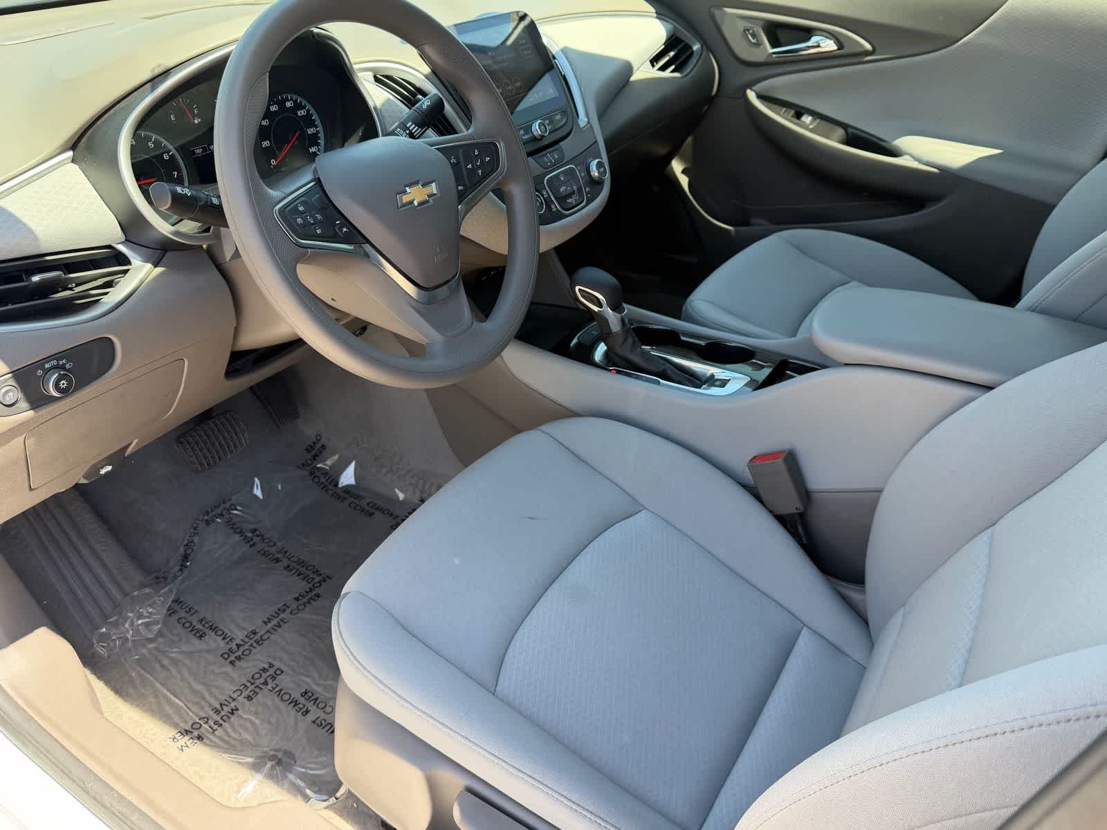 Thumbnail: 2025 Chevrolet Malibu - 17