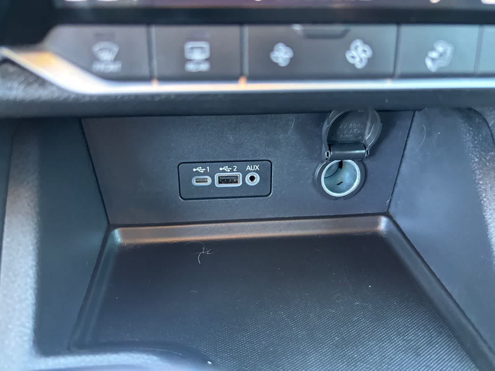 Thumbnail: 2023 Nissan Sentra - 19