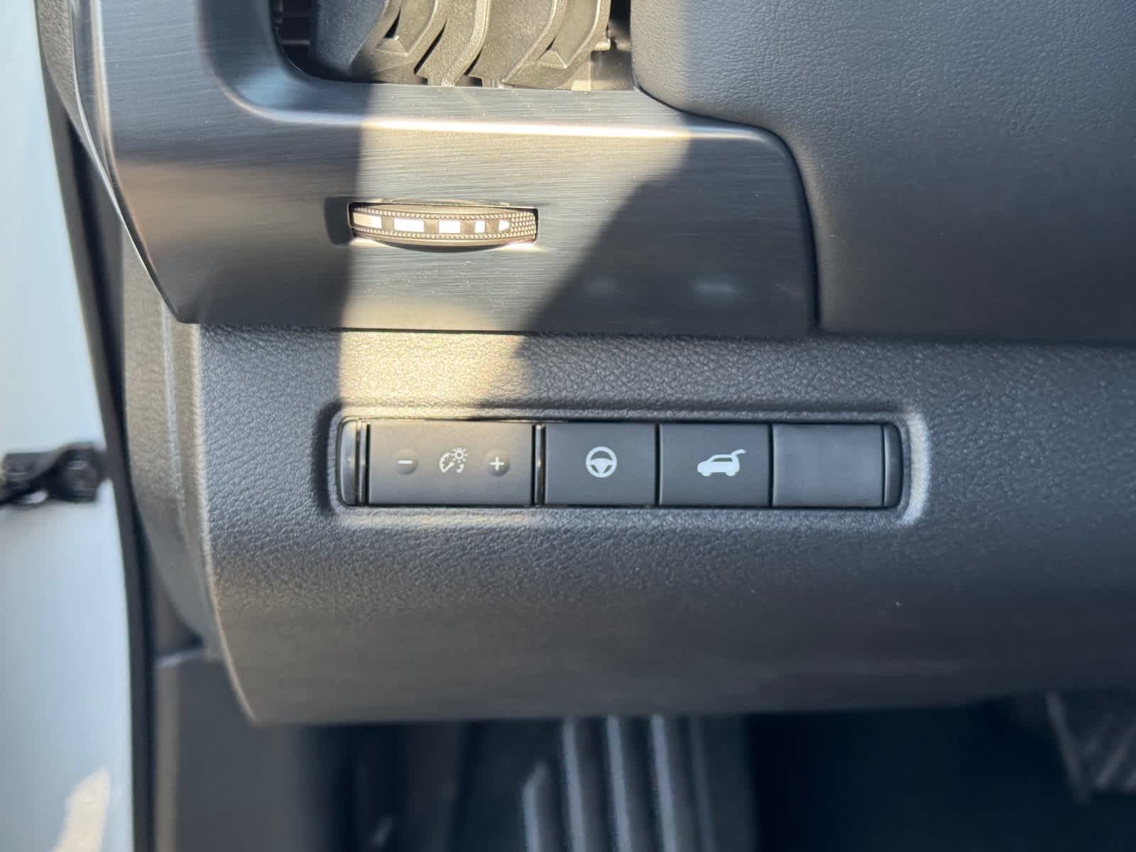 Thumbnail: 2025 Nissan Pathfinder - 15