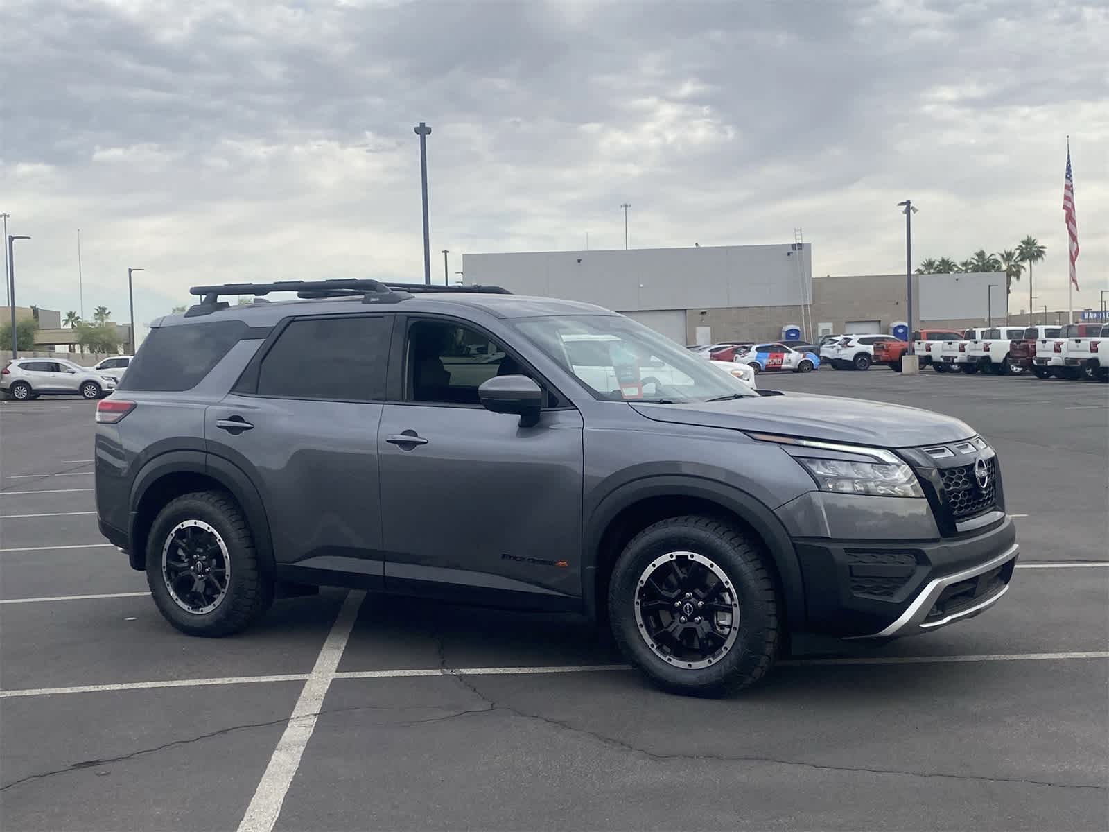 Thumbnail: 2025 Nissan Pathfinder - 8