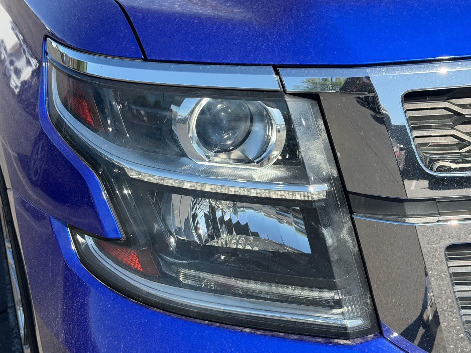 Thumbnail: 2017 Chevrolet Suburban - 7