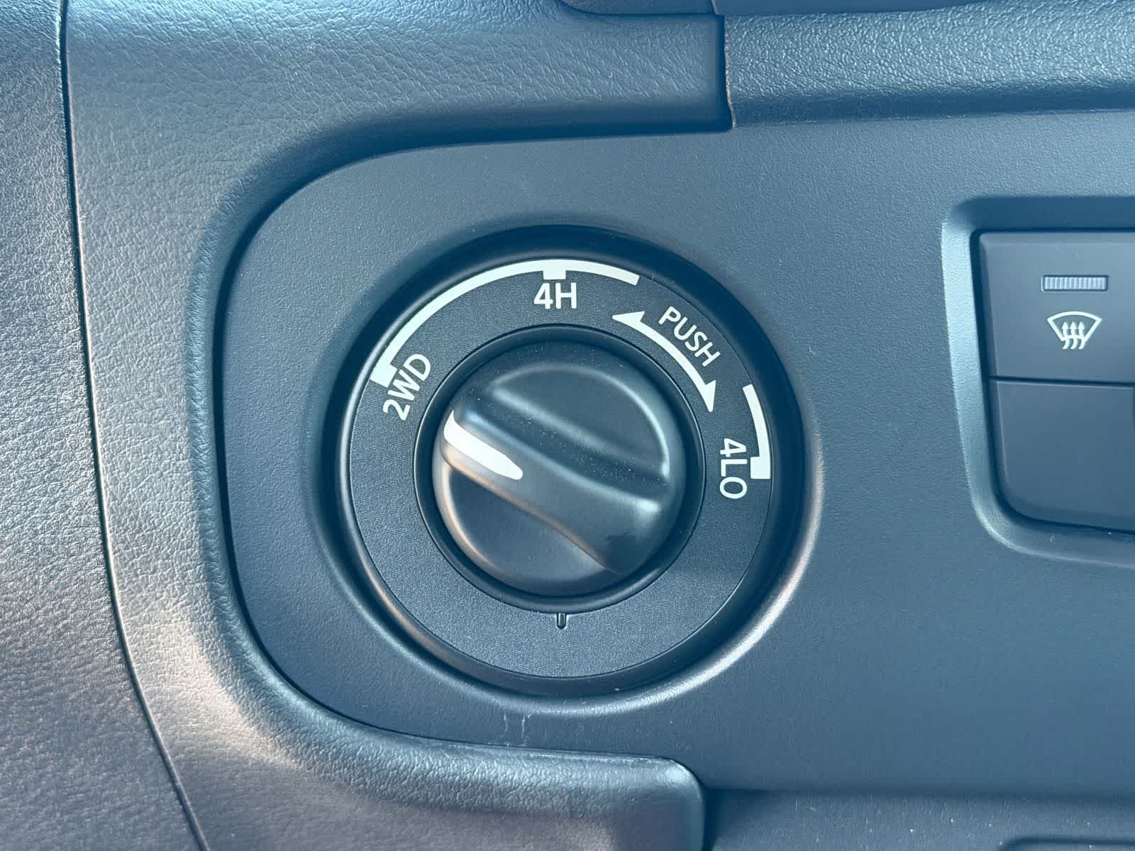 Thumbnail: 2026 Nissan Frontier - 24