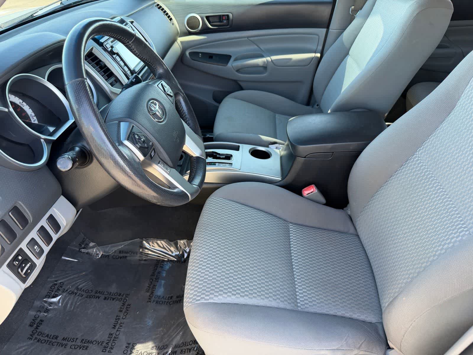 Thumbnail: 2015 Toyota Tacoma - 11