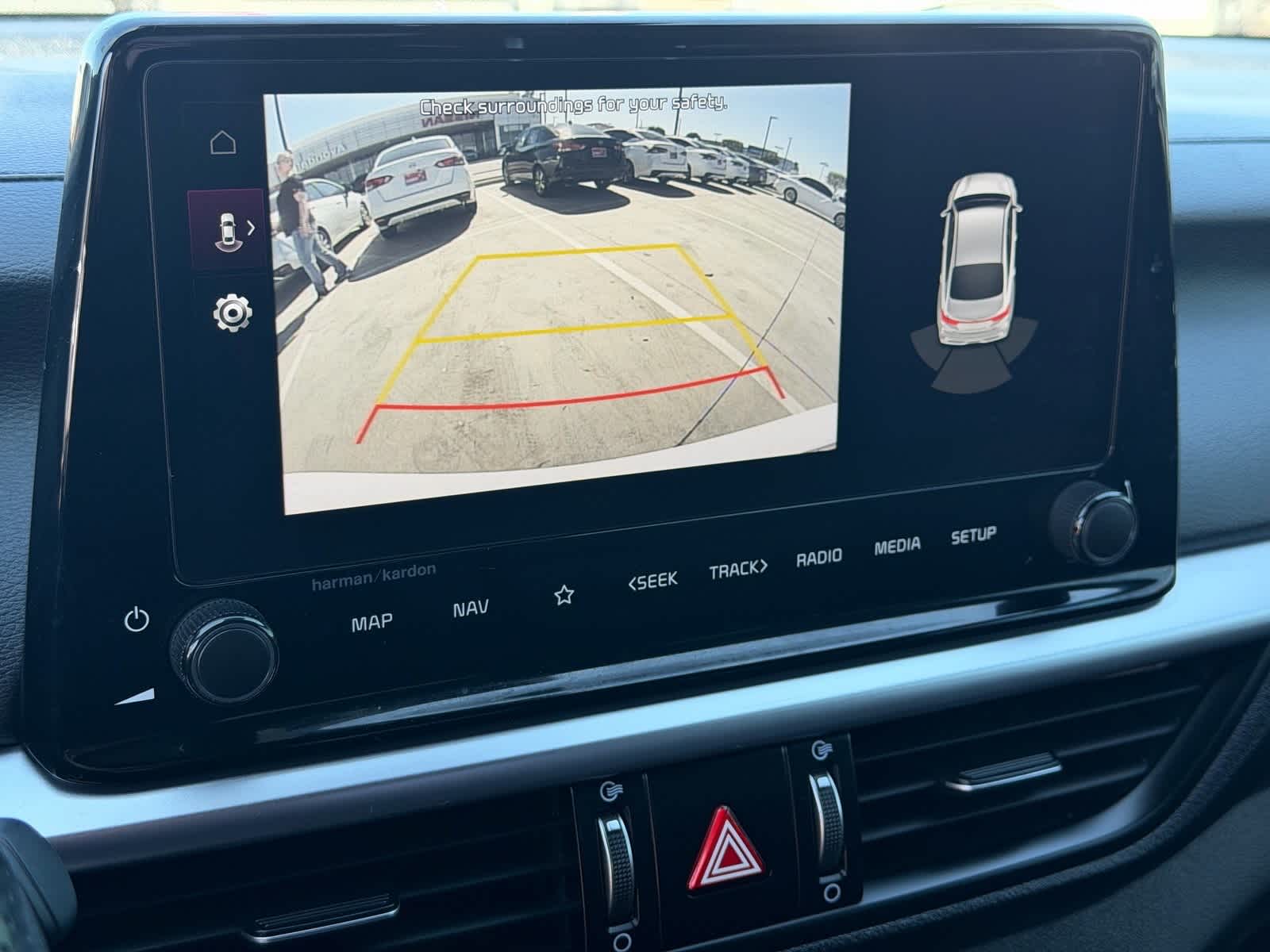 Thumbnail: 2023 Kia Forte - 23