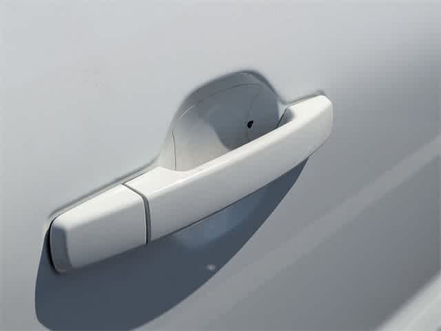 Thumbnail: 2023 Nissan Frontier - 15