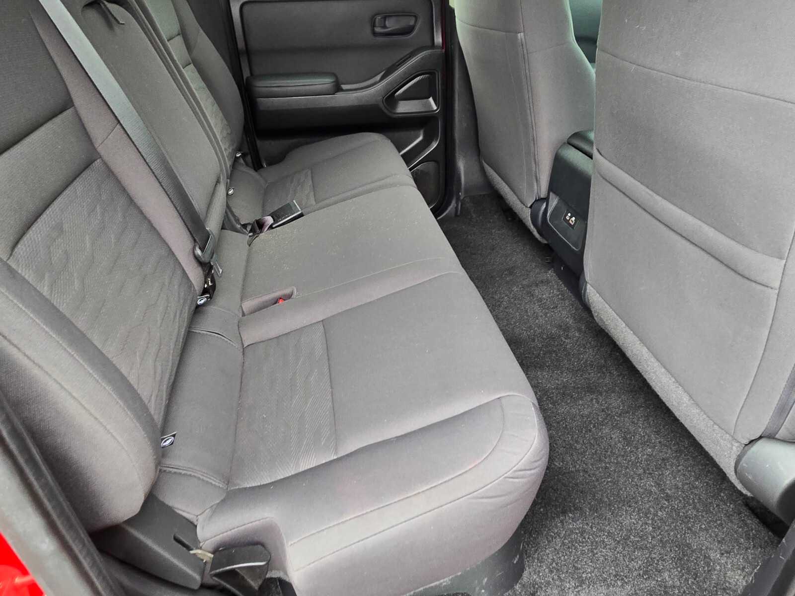 Thumbnail: 2022 Nissan Frontier - 14