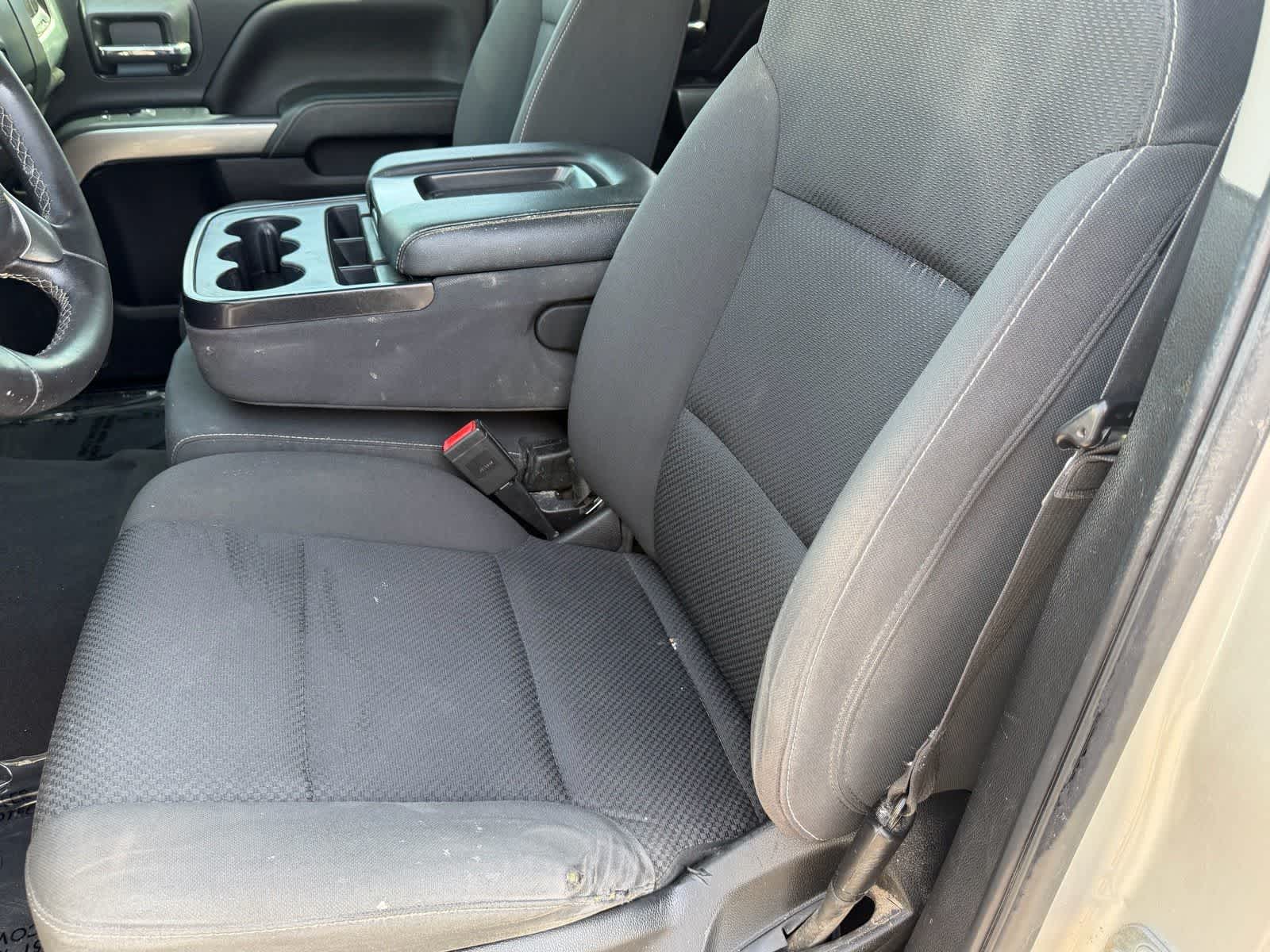 Thumbnail: 2019 Chevrolet Silverado 1500 - 16