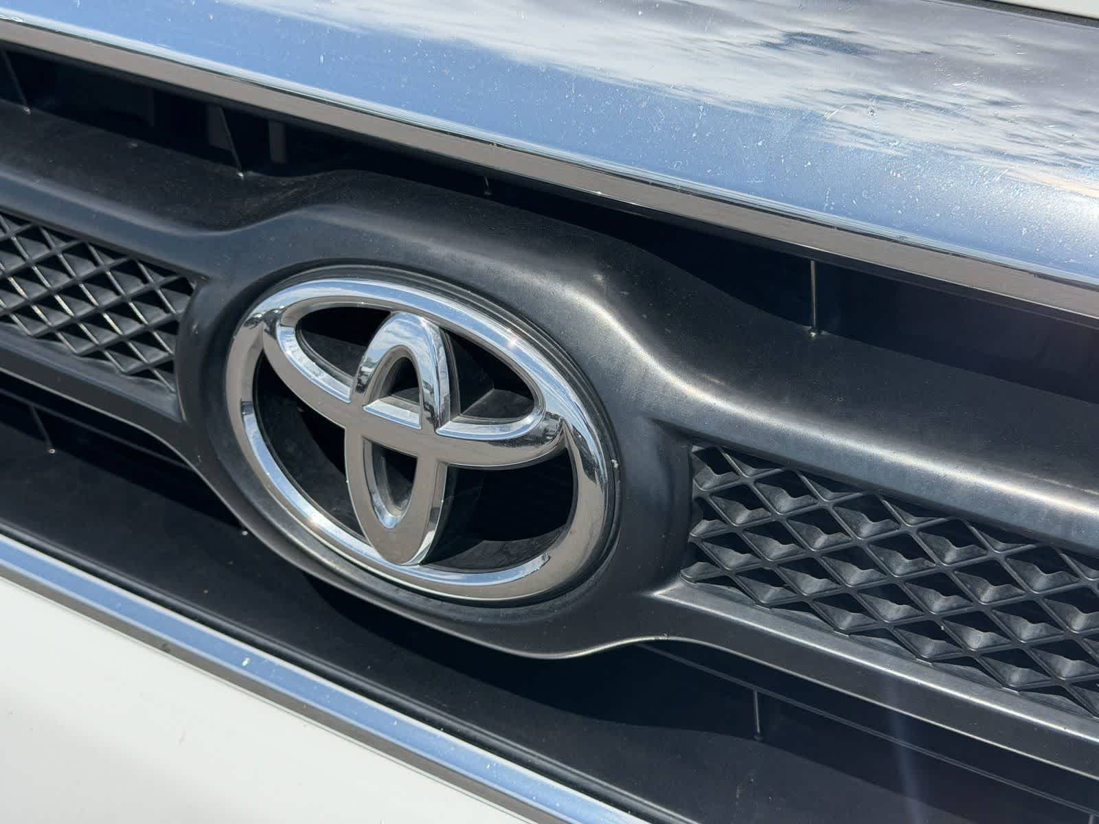 Thumbnail: 2014 Toyota Tacoma - 5