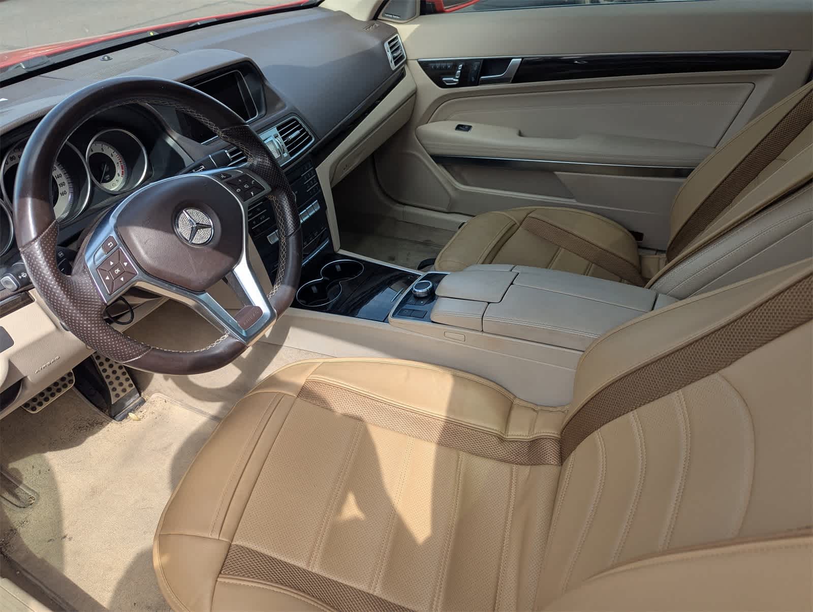 Thumbnail: 2016 Mercedes-Benz E-Class - 14