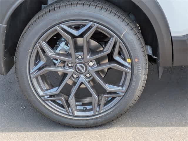 Thumbnail: 2025 Nissan Kicks - 10