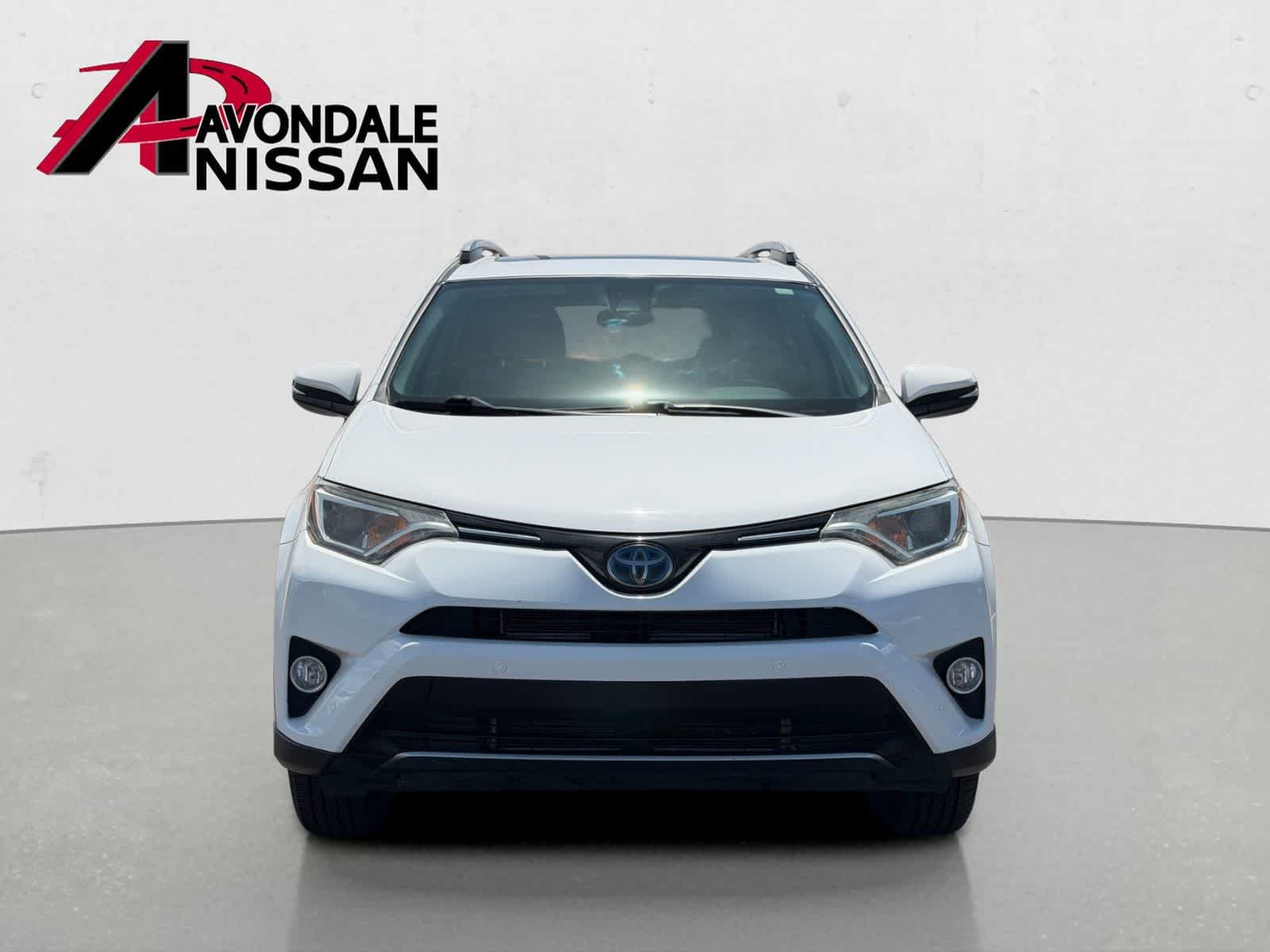 Thumbnail: 2018 Toyota RAV4 - 9