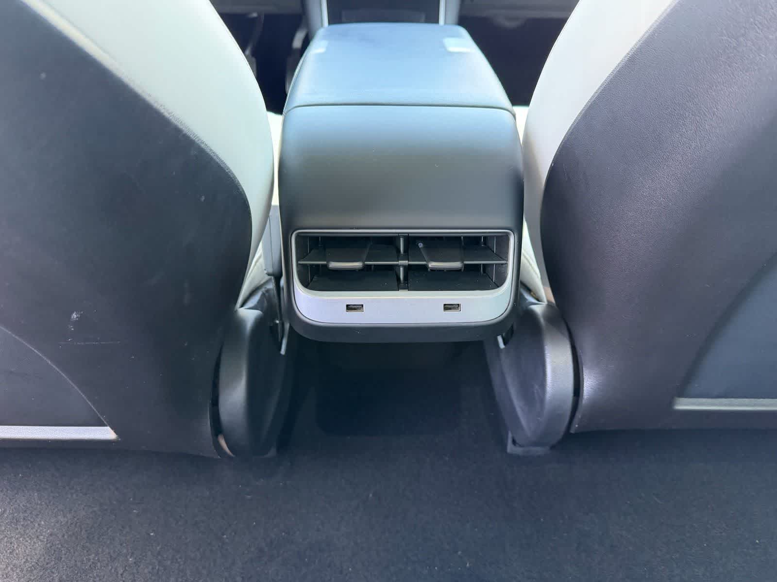 Thumbnail: 2020 Tesla Model 3 - 18