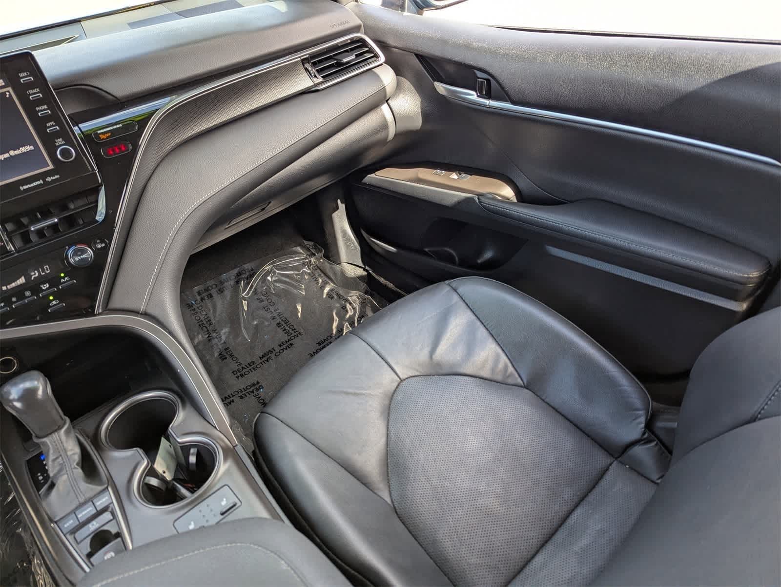 Thumbnail: 2023 Toyota Camry - 18