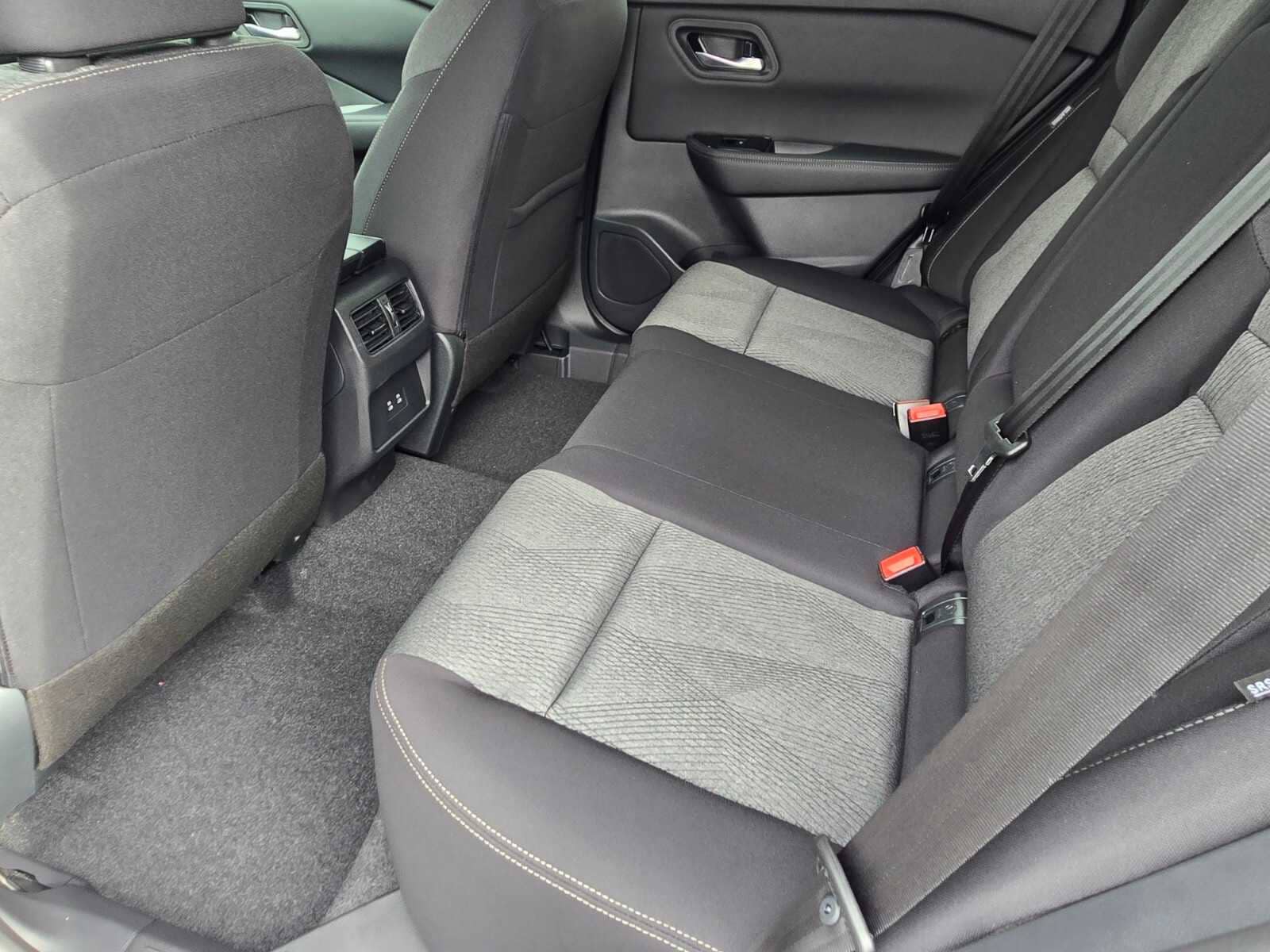 Thumbnail: 2026 Nissan Rogue - 14