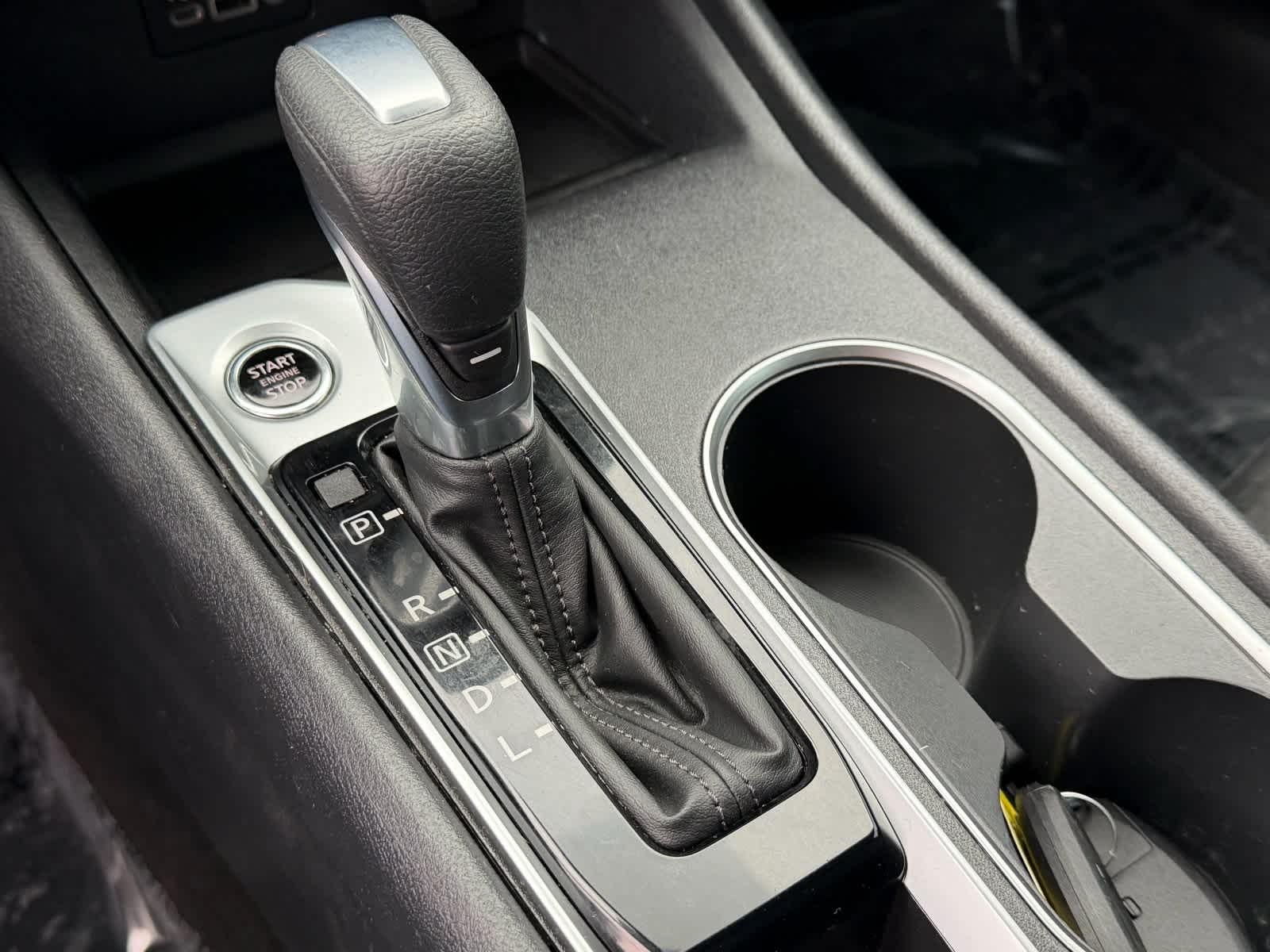 Thumbnail: 2022 Nissan Altima - 25