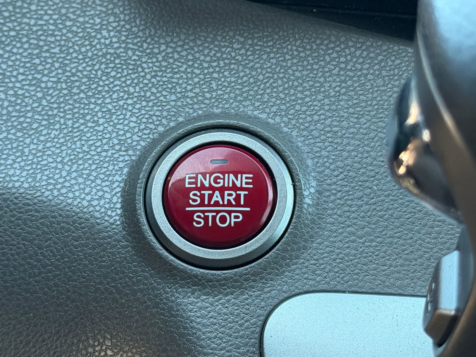 Thumbnail: 2014 Honda Odyssey - 26