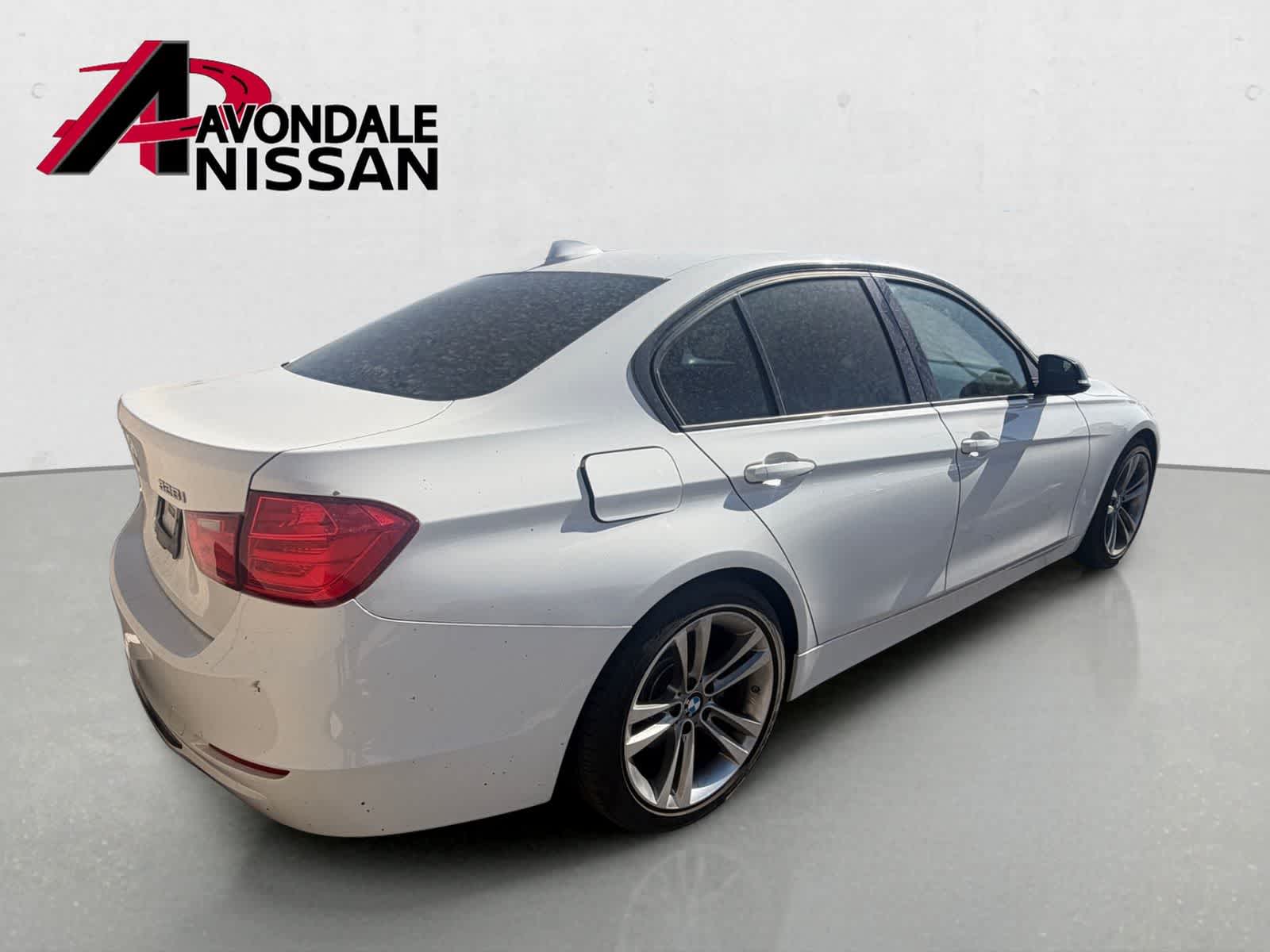 Thumbnail: 2012 BMW 3 Series - 4